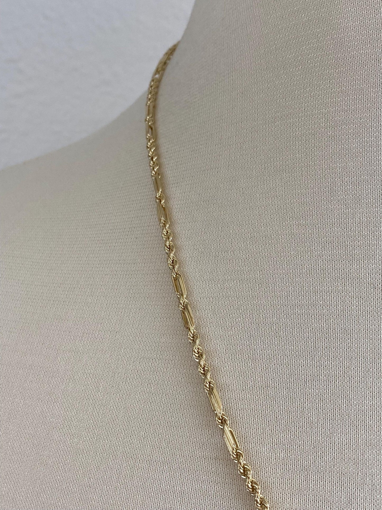 Vintage 14k Yellow Gold Fancy Figaro Rope Chain Necklace - 22 inches