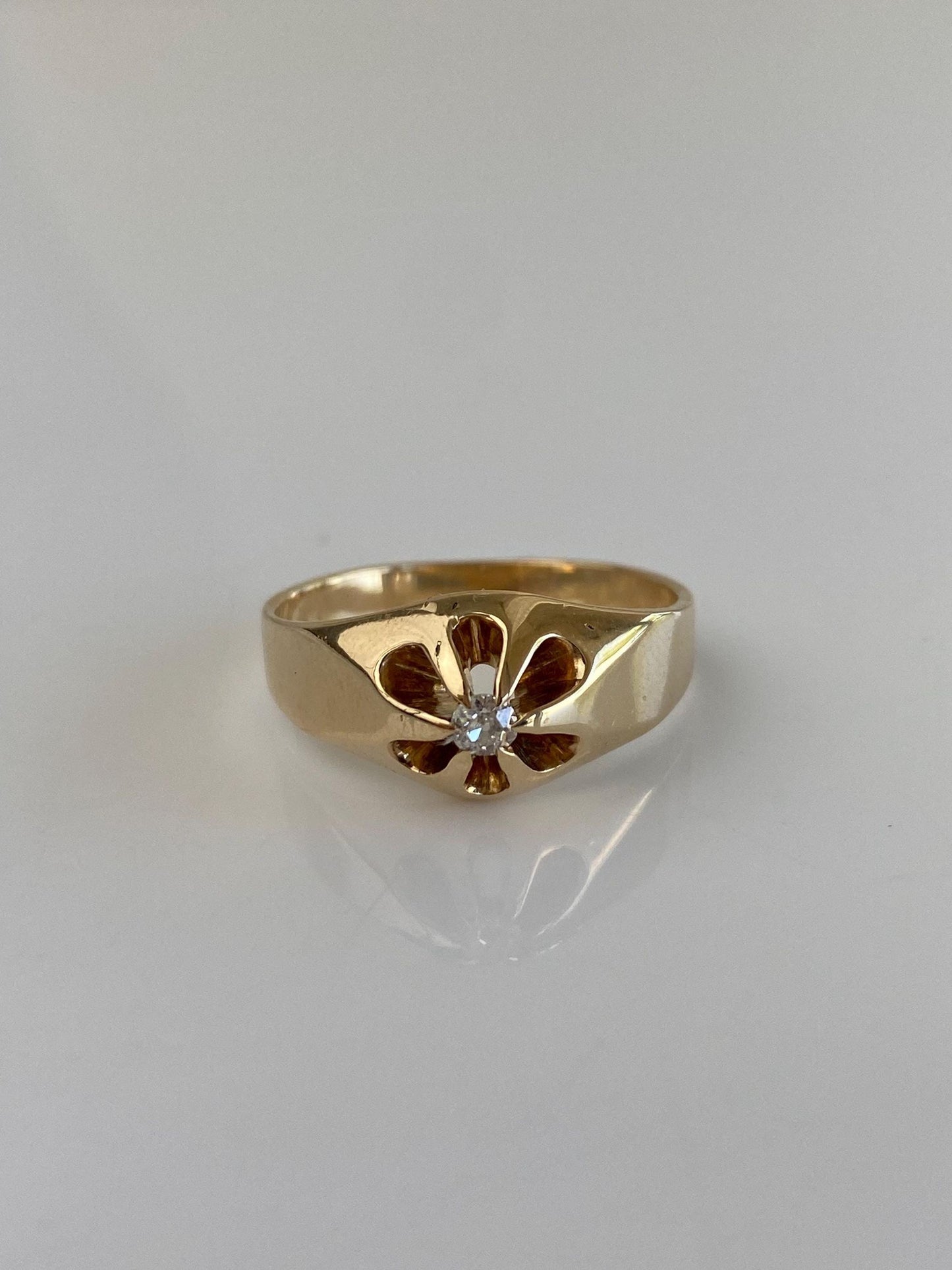 Vintage Solid 12k Yellow Gold Diamond Ring - Size 8.75