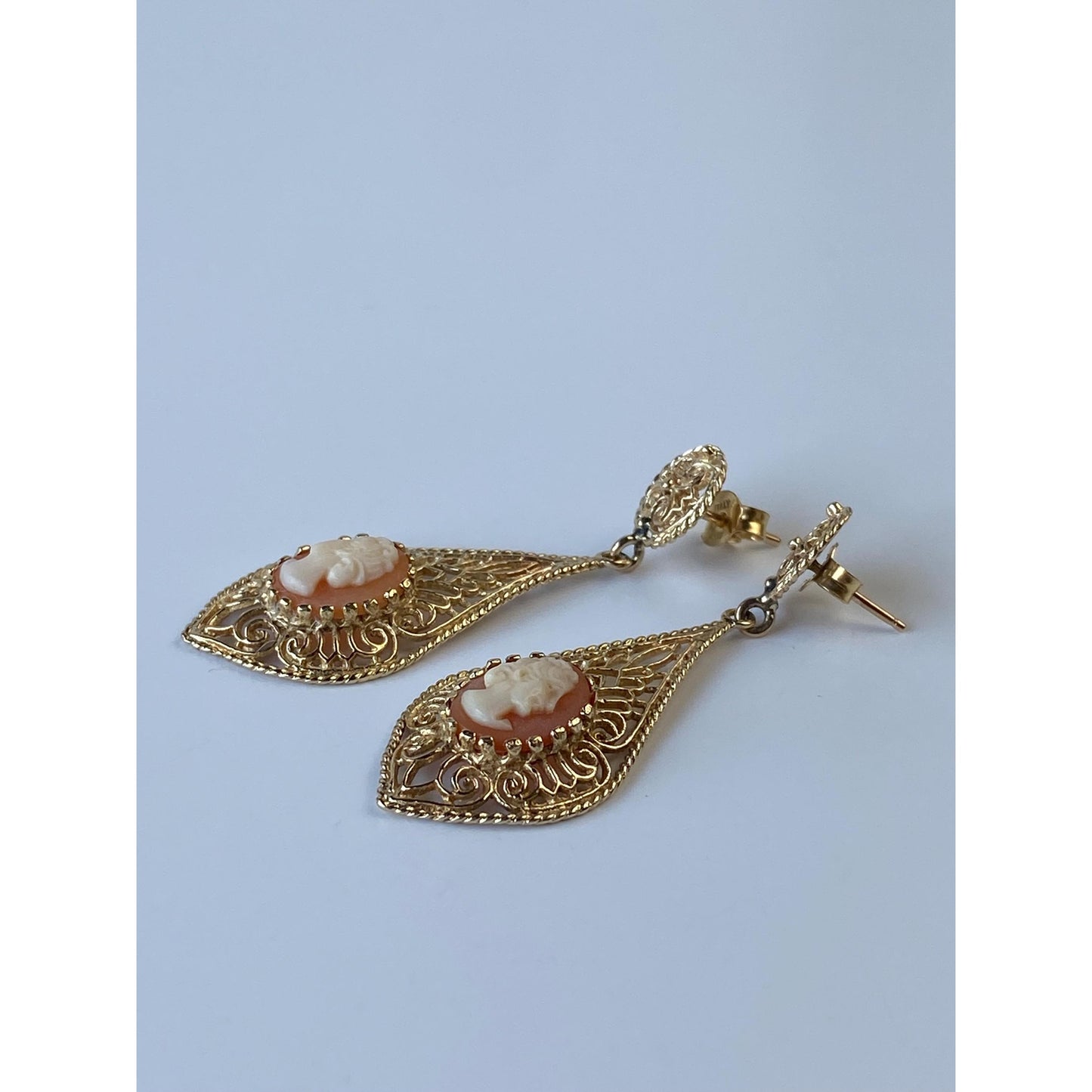 Vintage Solid 14k Yellow Gold Filigree Cameo Dangle Stud Earrings