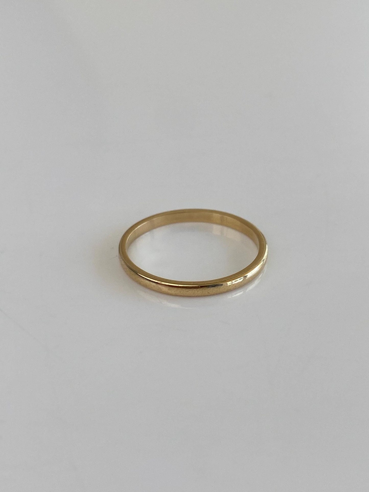 Vintage Solid 14k Yellow Gold Slim Ring Band - Size 6.75