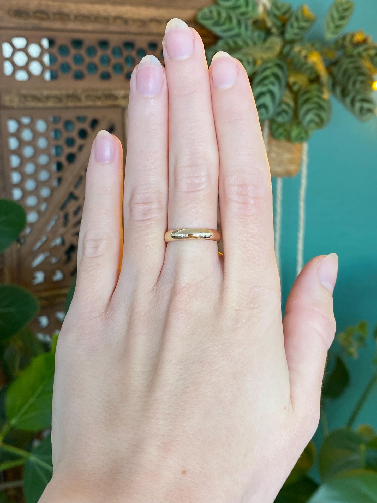 Vintage Solid 14k Yellow Gold Ring Band - Size 6.75