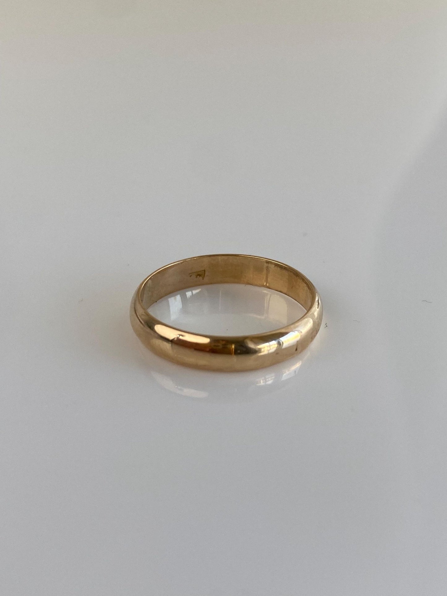 Vintage Solid 14k Yellow Gold Ring Band - Size 6.75