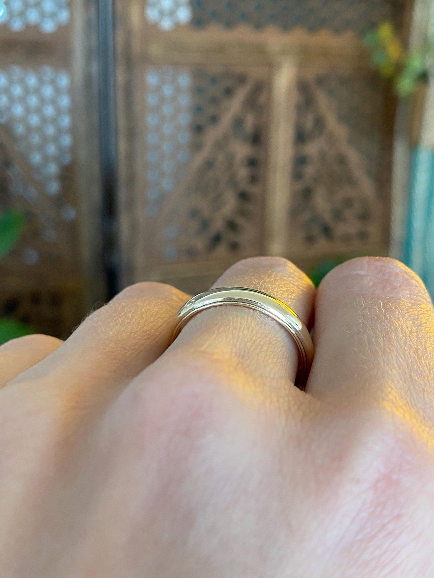 Vintage Solid 14k Yellow Gold Milgrain Ring Band - Size 8.25