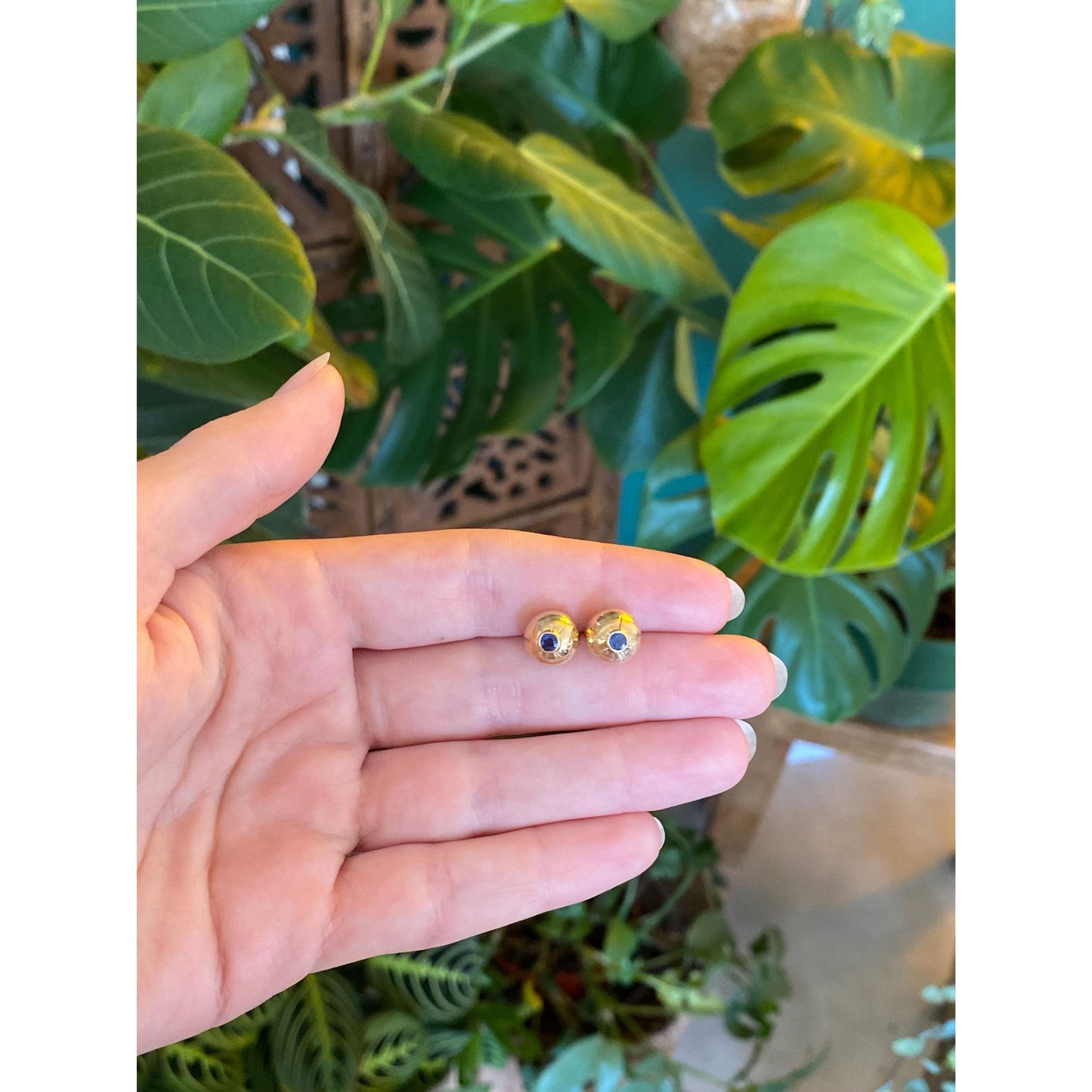 Vintage 14k Yellow Gold Sapphire Ball Stud Earrings