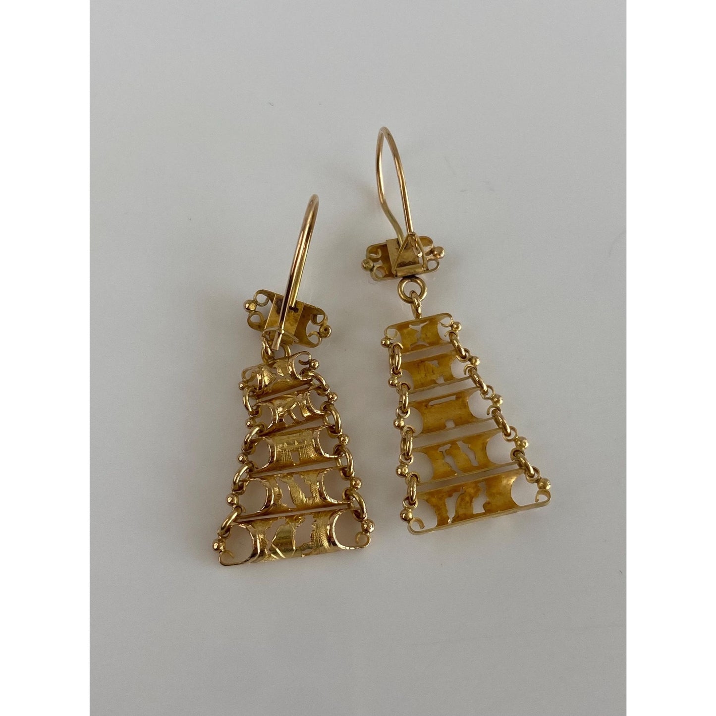 Vintage Solid 18k Yellow Gold Chain Dangle Earrings