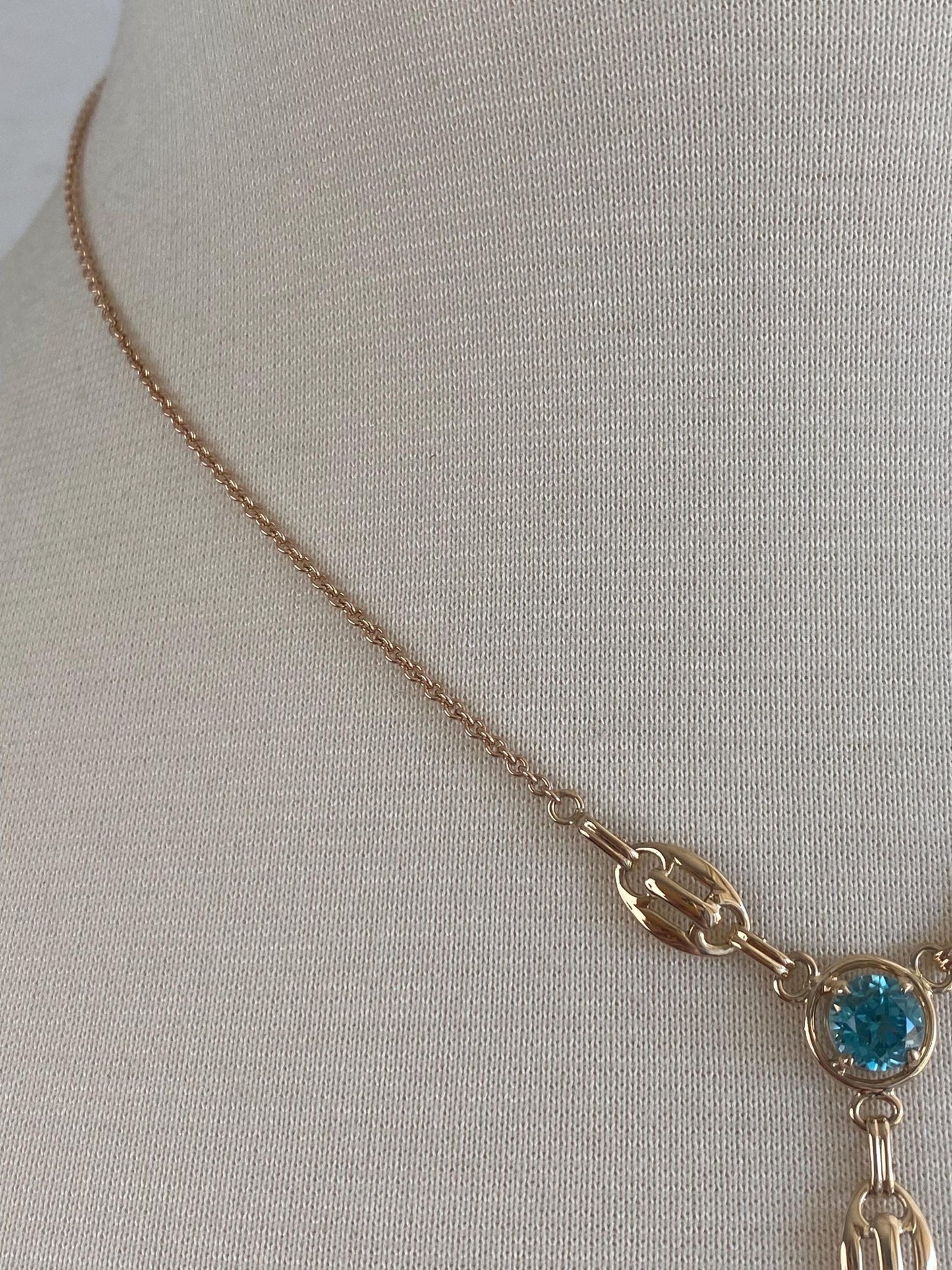 Vintage Solid 14k Yellow Gold Topaz Rolo Chain Necklace - 16.75 inches