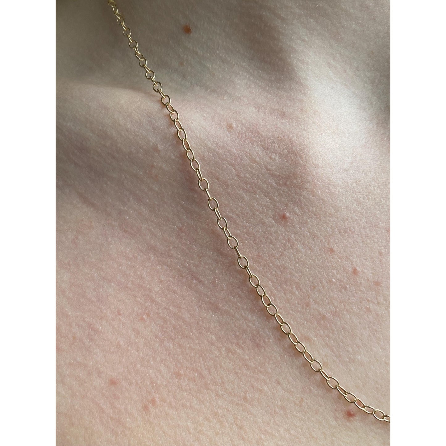 Vintage Solid 14k Yellow Gold Textured Cable Link Chain Necklace - 20.5 inches