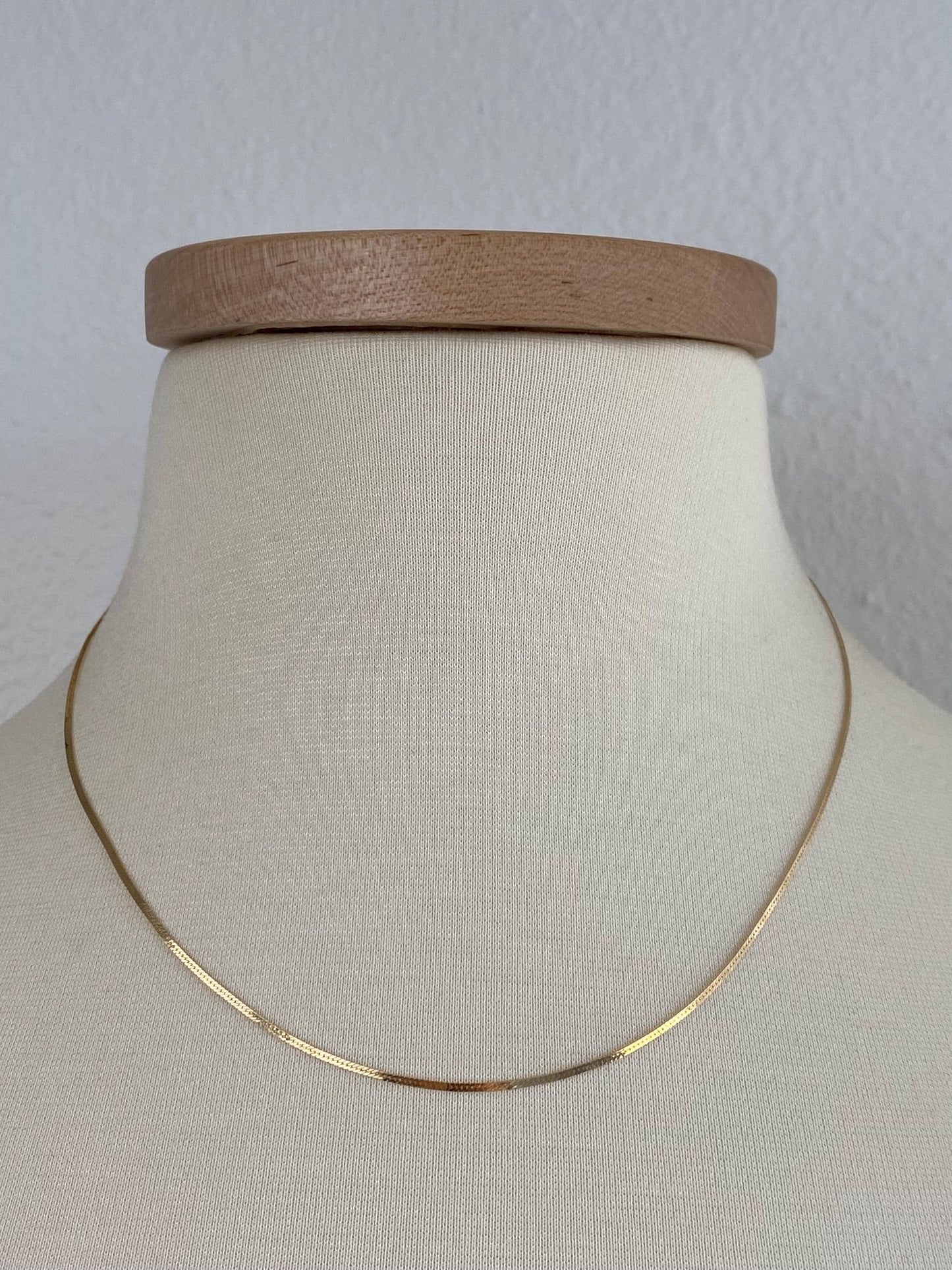 Vintage Solid 14k Yellow Gold Slim Flat Chain Necklace - 18 inches