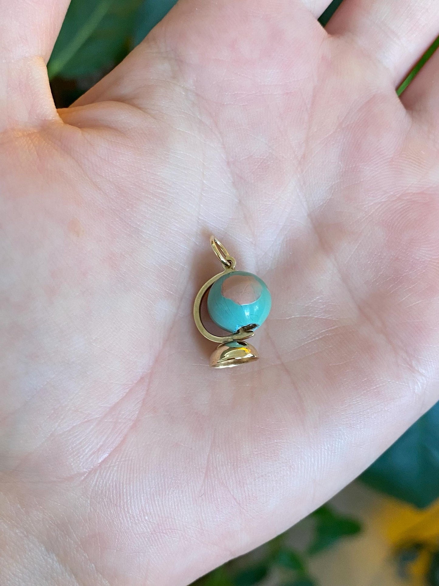 Vintage 10k Yellow Gold Enamel Articulated Globe Charm