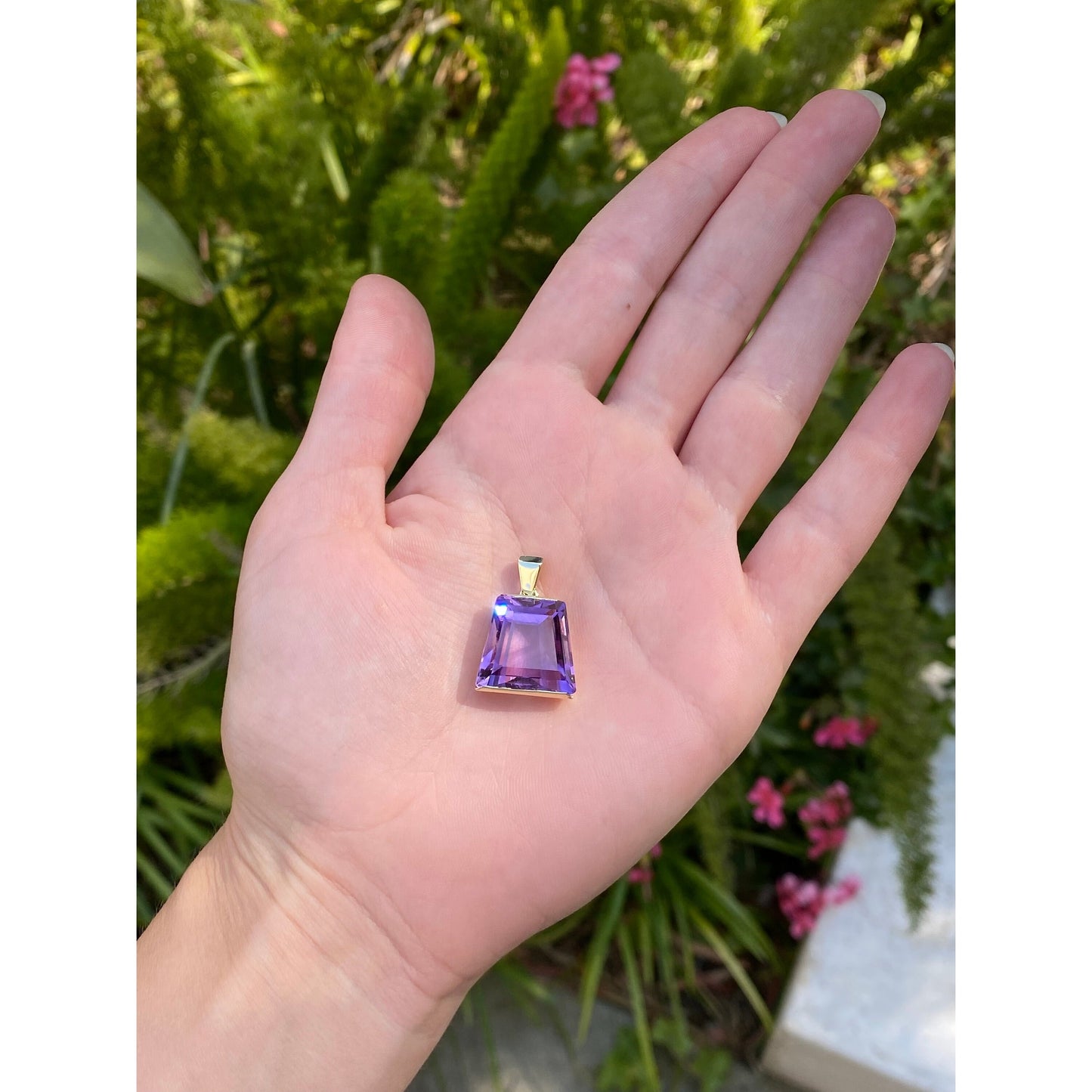 Vintage Solid 14k Yellow Gold Large Amethyst Charm