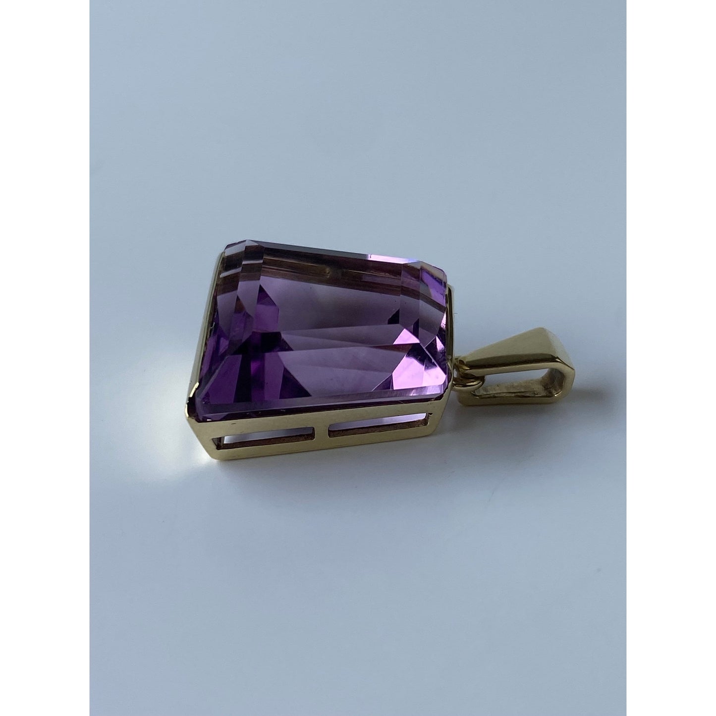Vintage Solid 14k Yellow Gold Large Amethyst Charm