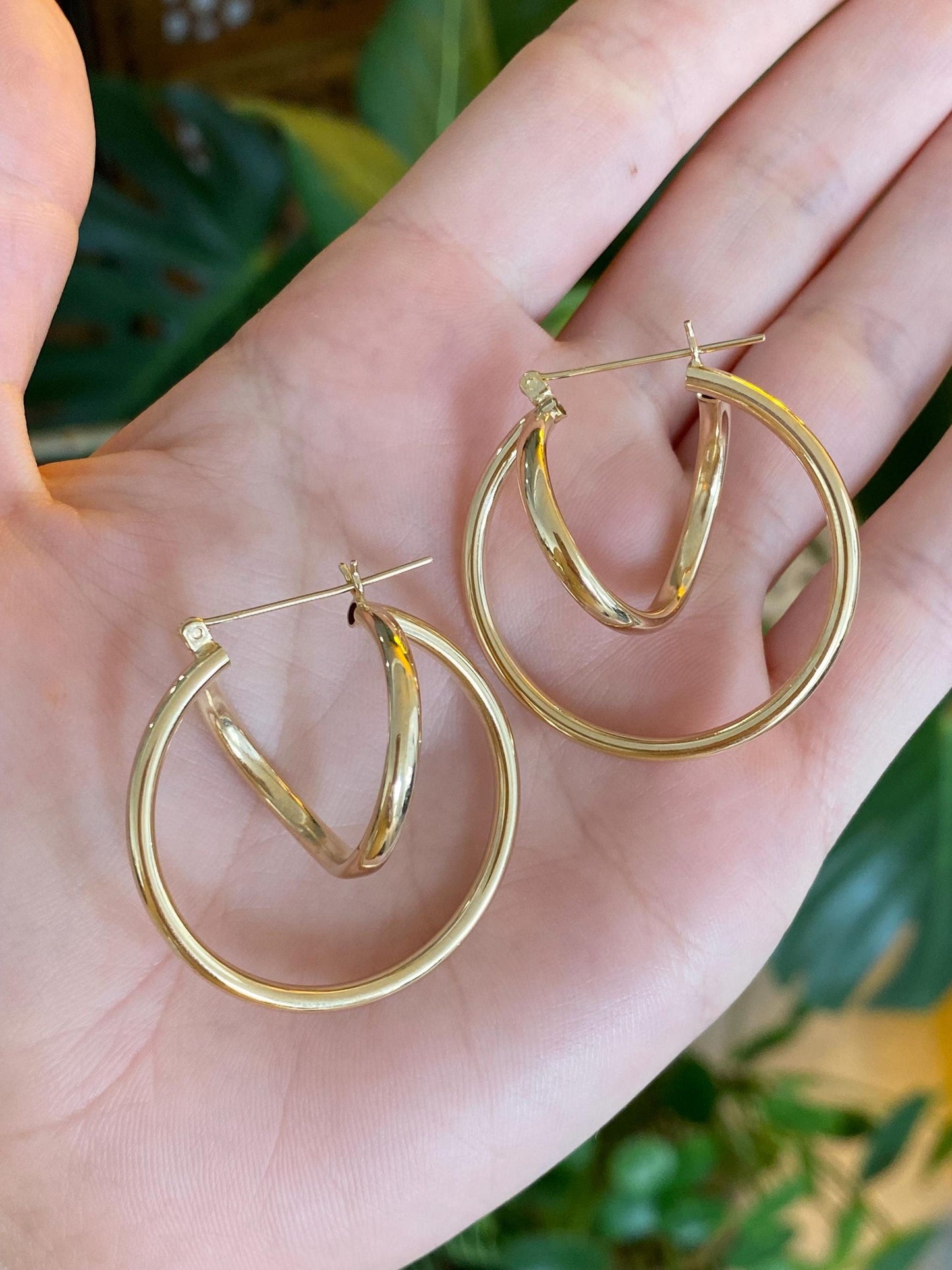 Vintage 14k Yellow Gold Looped Hoop Earrings