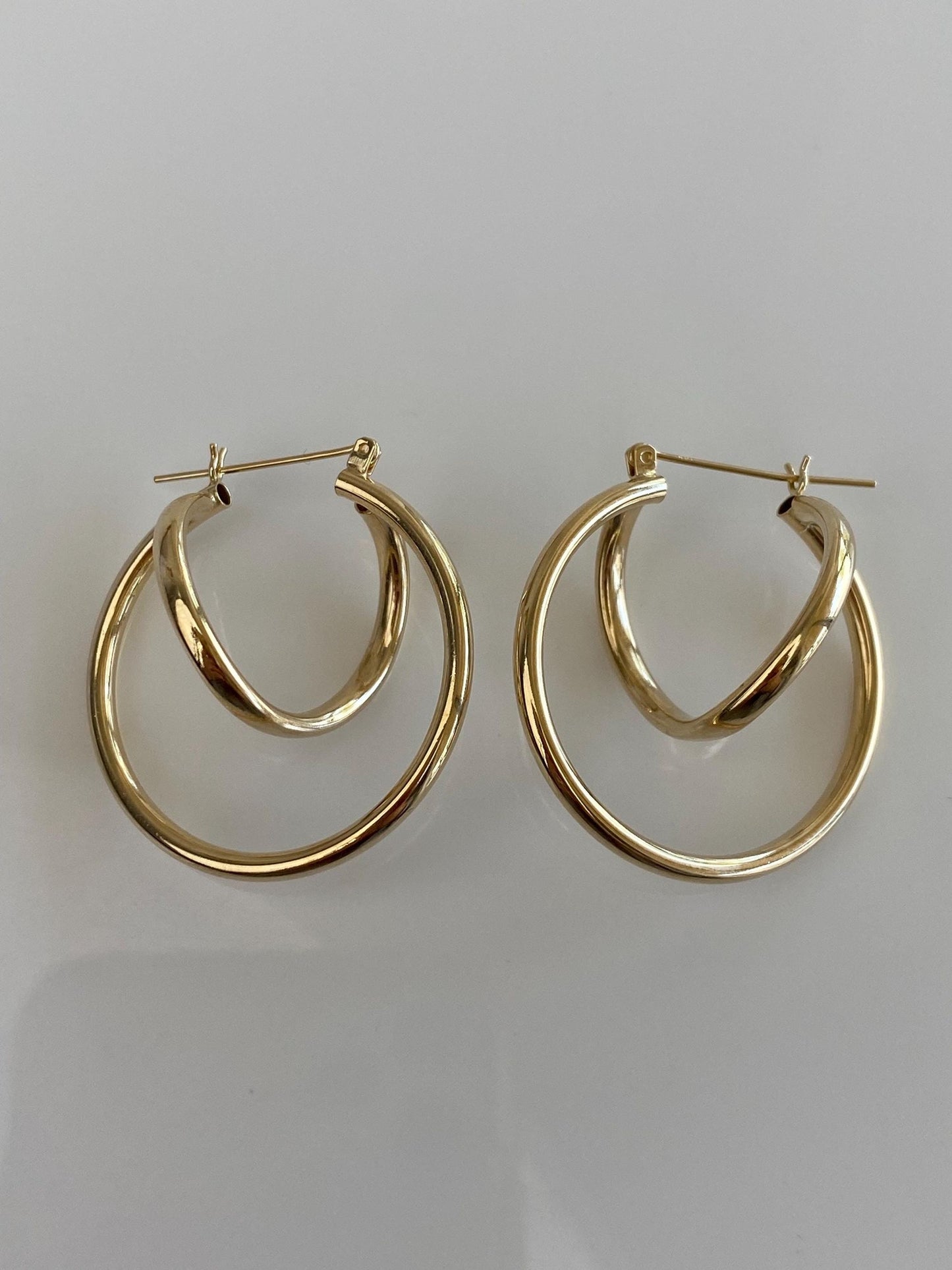 Vintage 14k Yellow Gold Looped Hoop Earrings