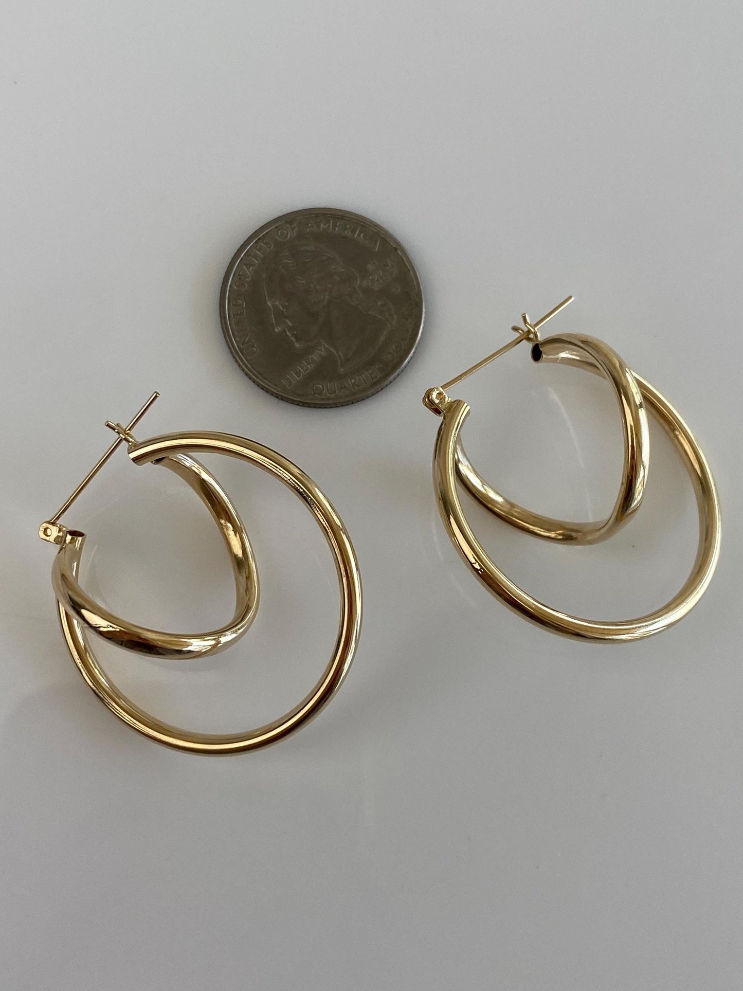 Vintage 14k Yellow Gold Looped Hoop Earrings