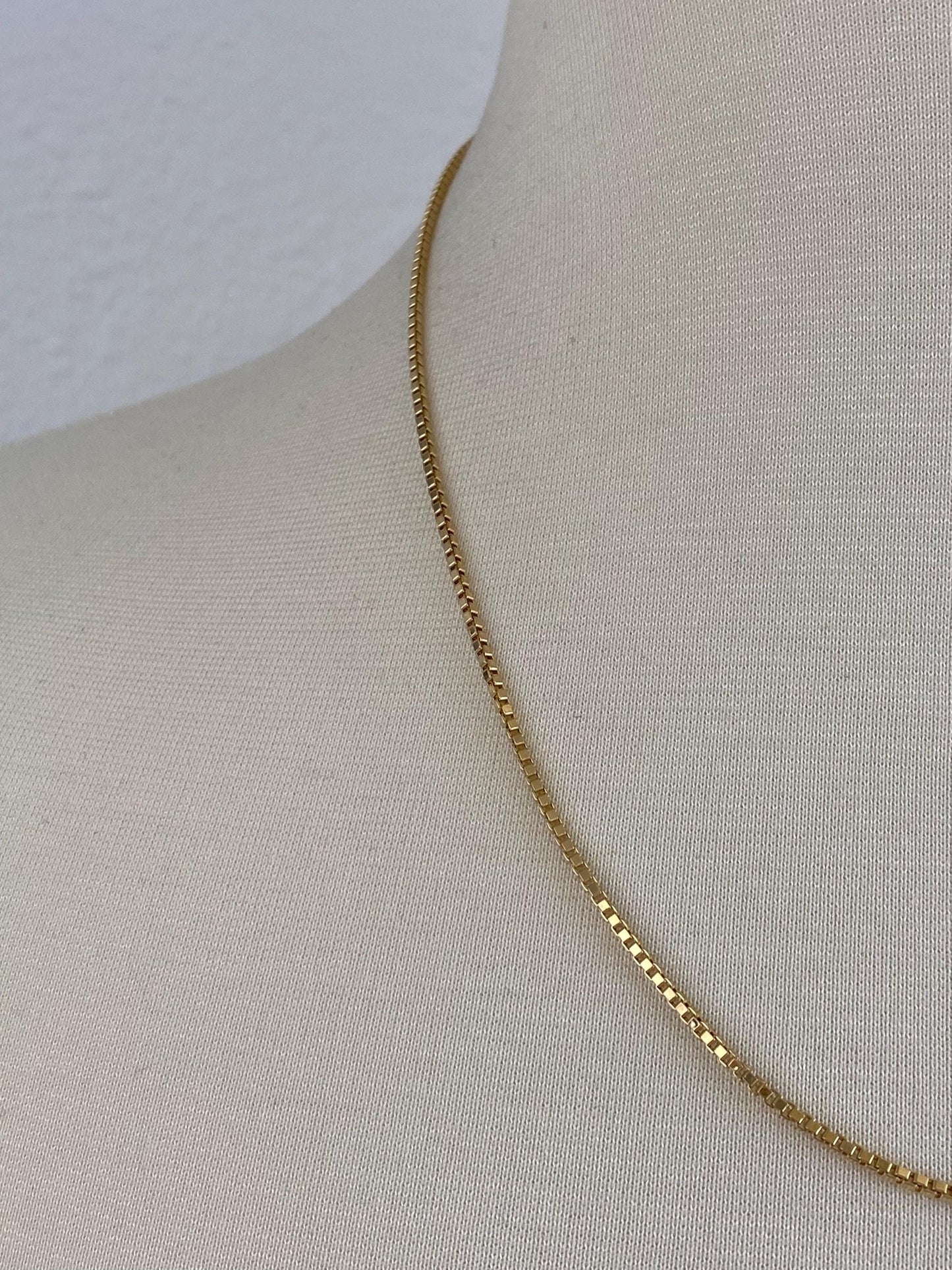 Vintage Solid 18k Yellow Gold Box Chain Necklace - 20 inches
