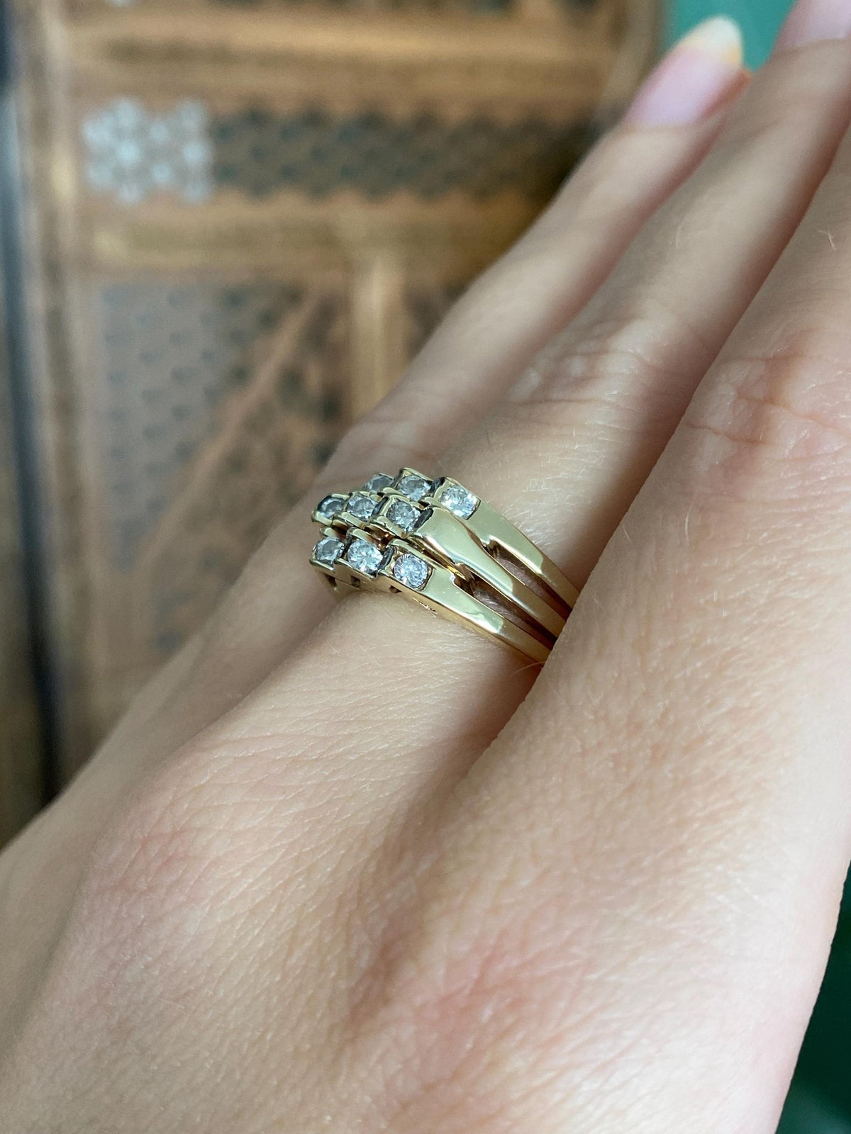 Vintage Solid 14k Yellow Gold Diamonds Zig Zag Rows Ring Band - Size 6.25