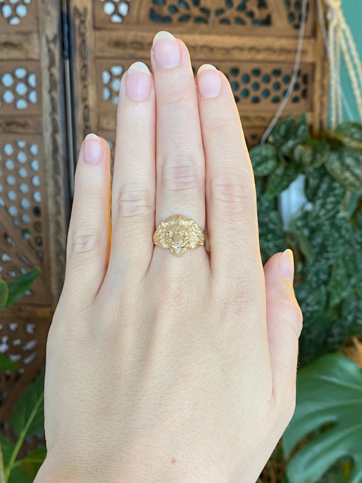 Vintage Solid 14k Yellow Gold Diamond Mouth Lion Ring - Size 5.75