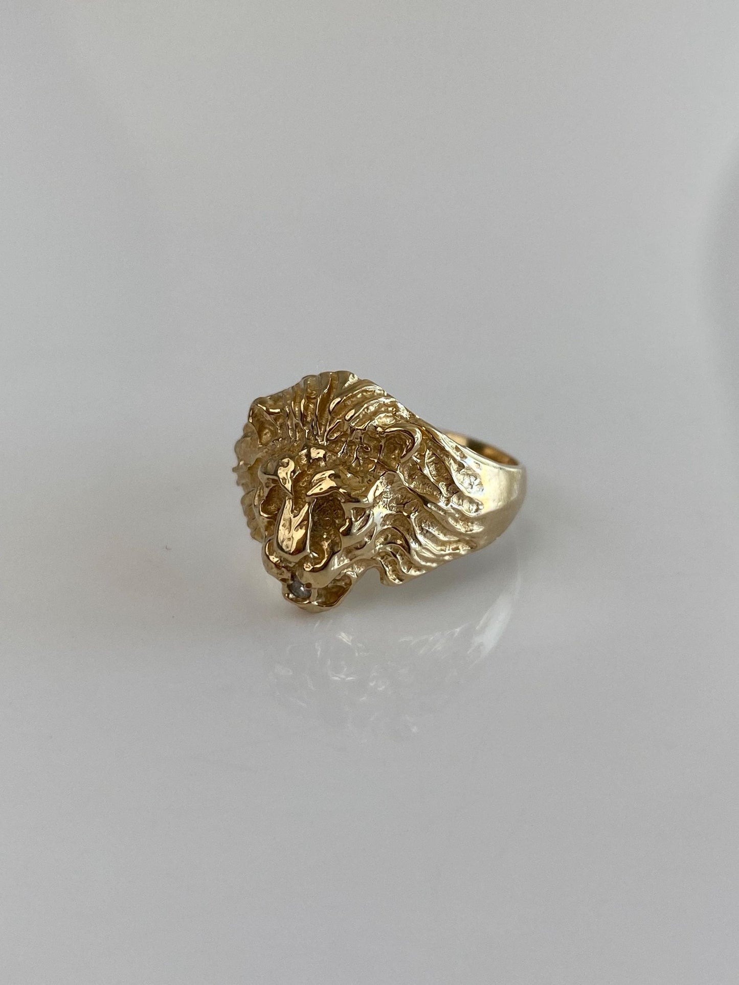 Vintage Solid 14k Yellow Gold Diamond Mouth Lion Ring - Size 5.75