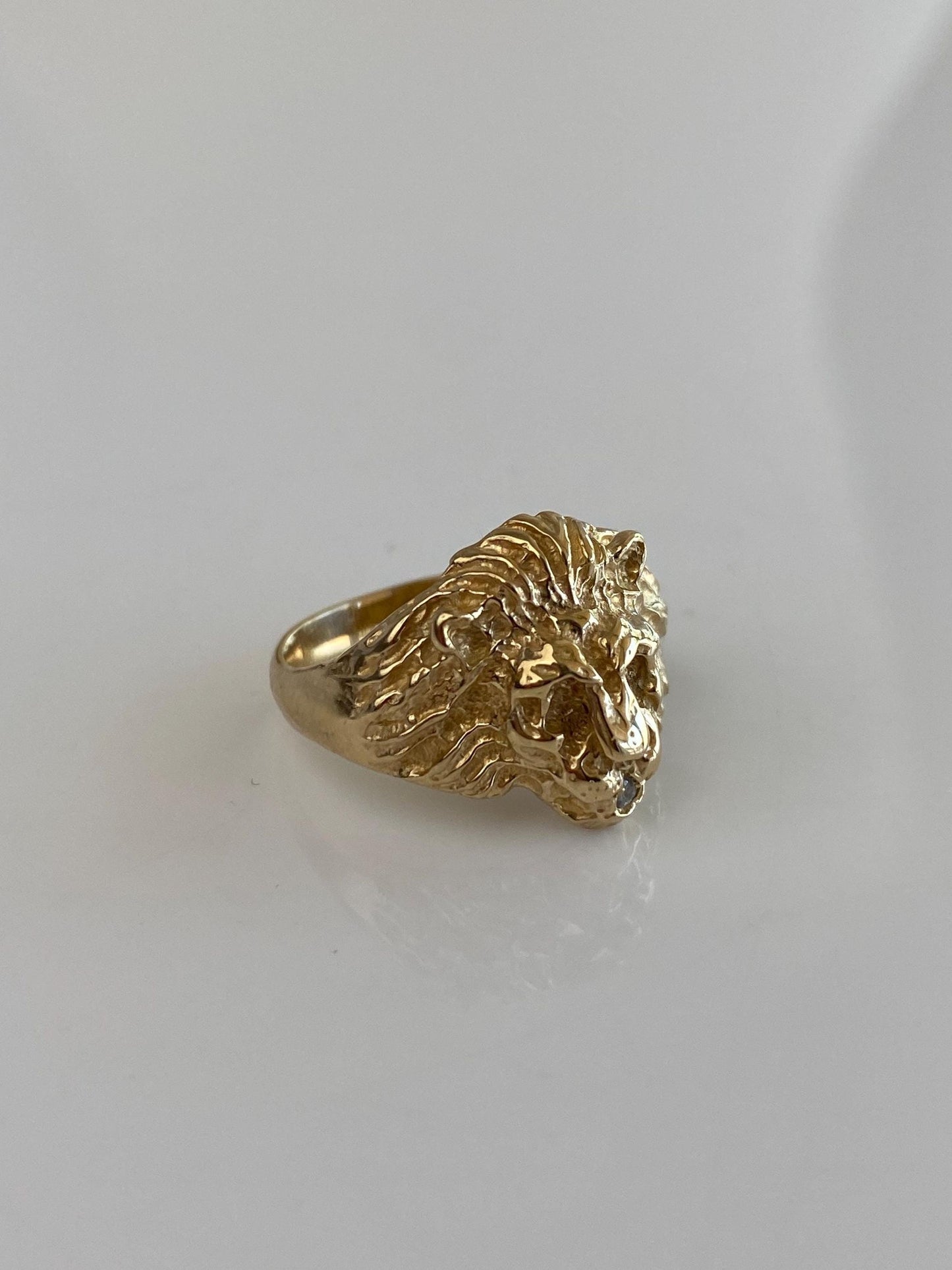 Vintage Solid 14k Yellow Gold Diamond Mouth Lion Ring - Size 5.75