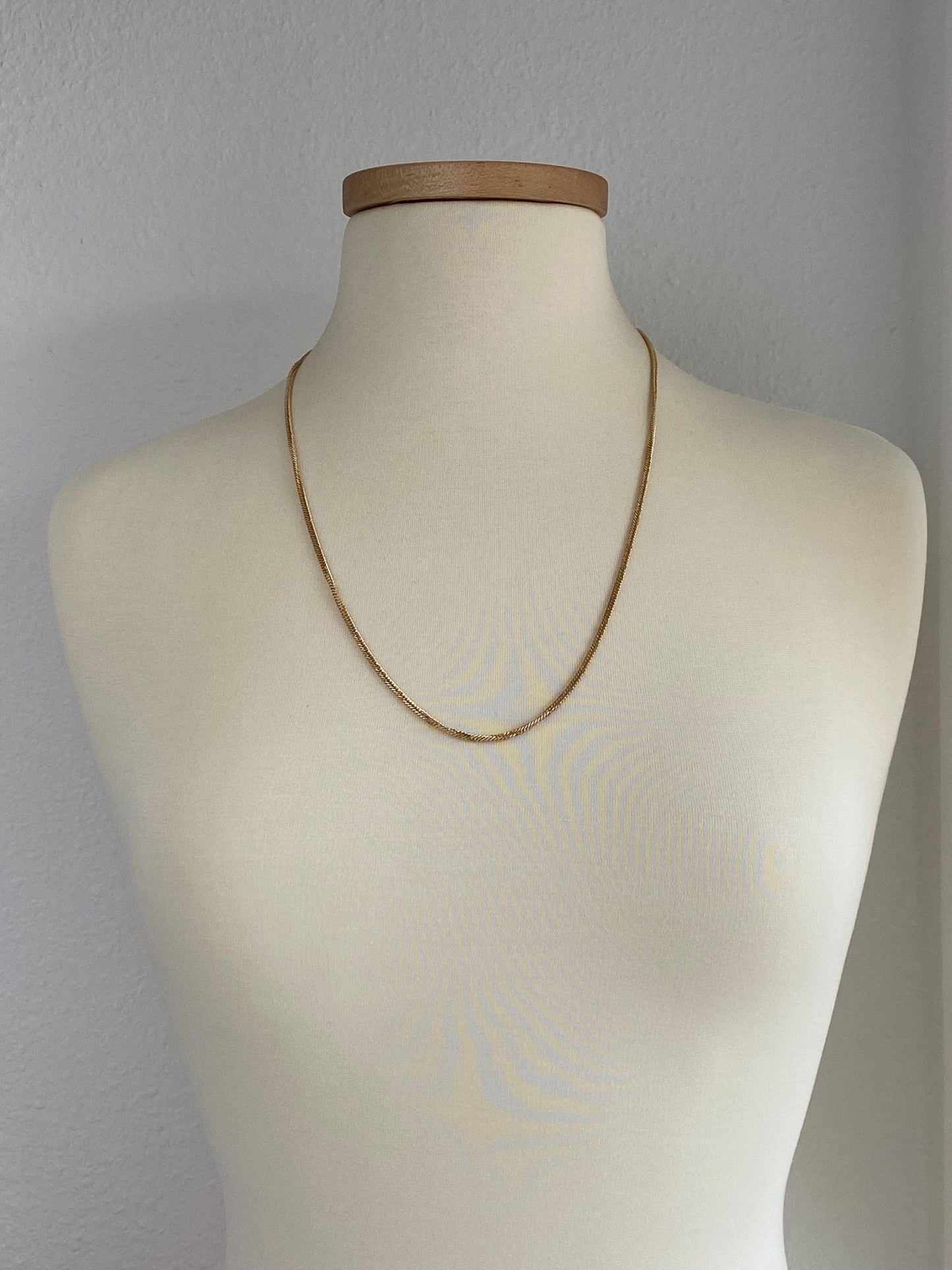 Vintage Solid 10k Yellow Gold Long Fancy Curb Chain Necklace - 26 inches