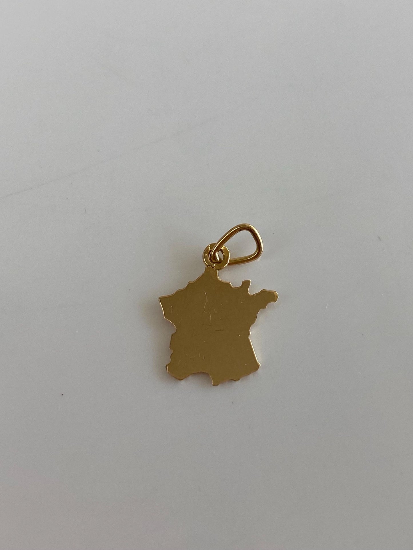 Vintage Solid 18k Yellow Gold Country Charm
