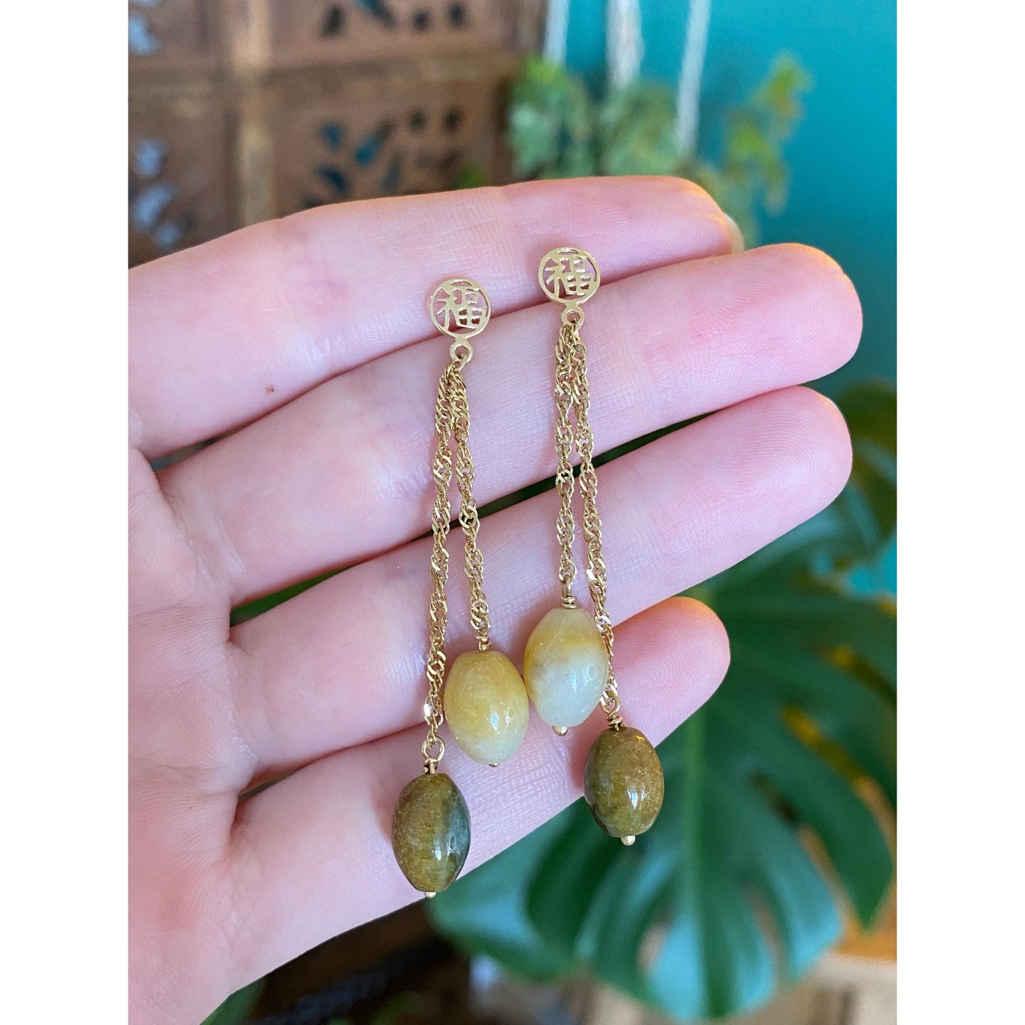 Vintage Solid 14k Yellow Gold Jade Drop Dangle Earrings