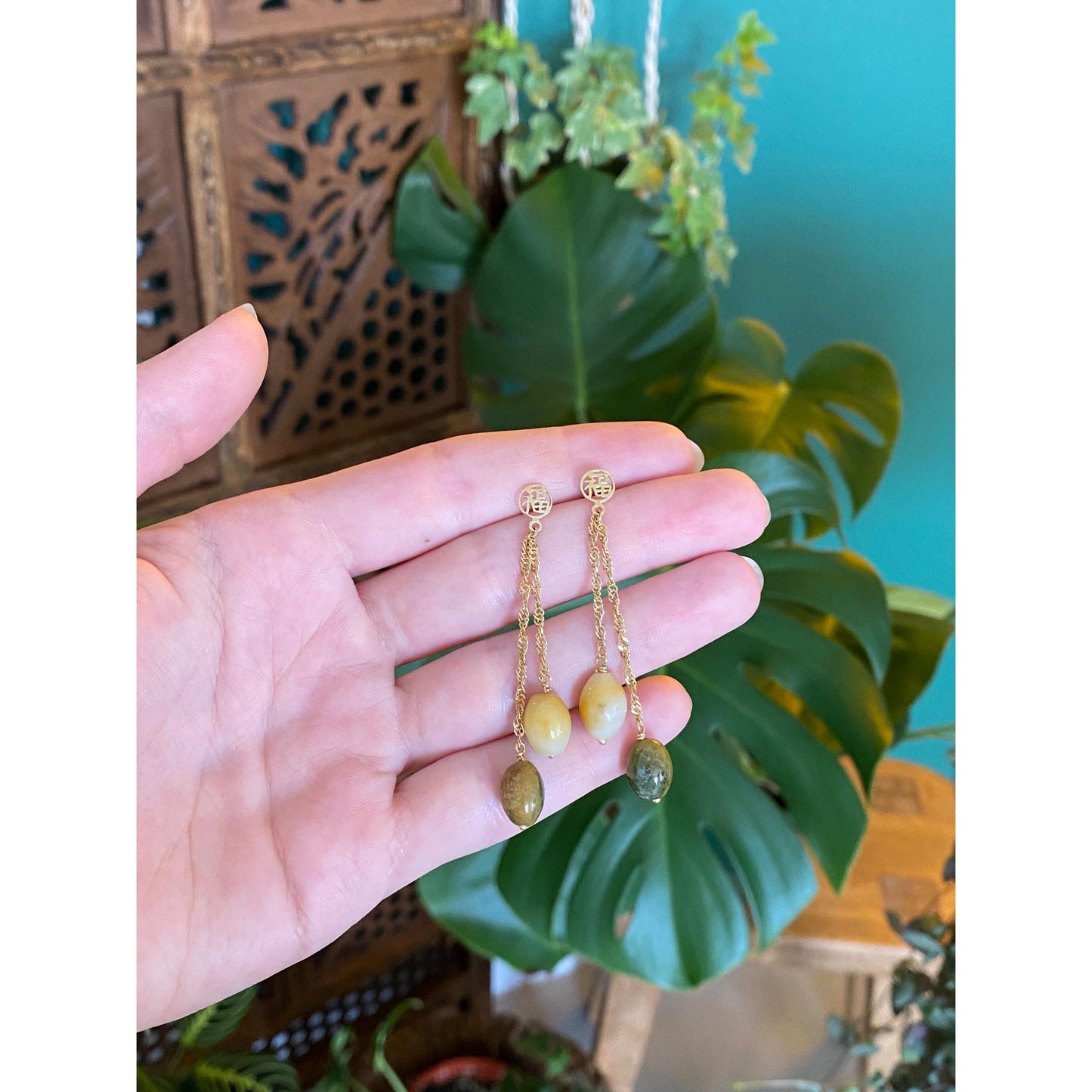 Vintage Solid 14k Yellow Gold Jade Drop Dangle Earrings