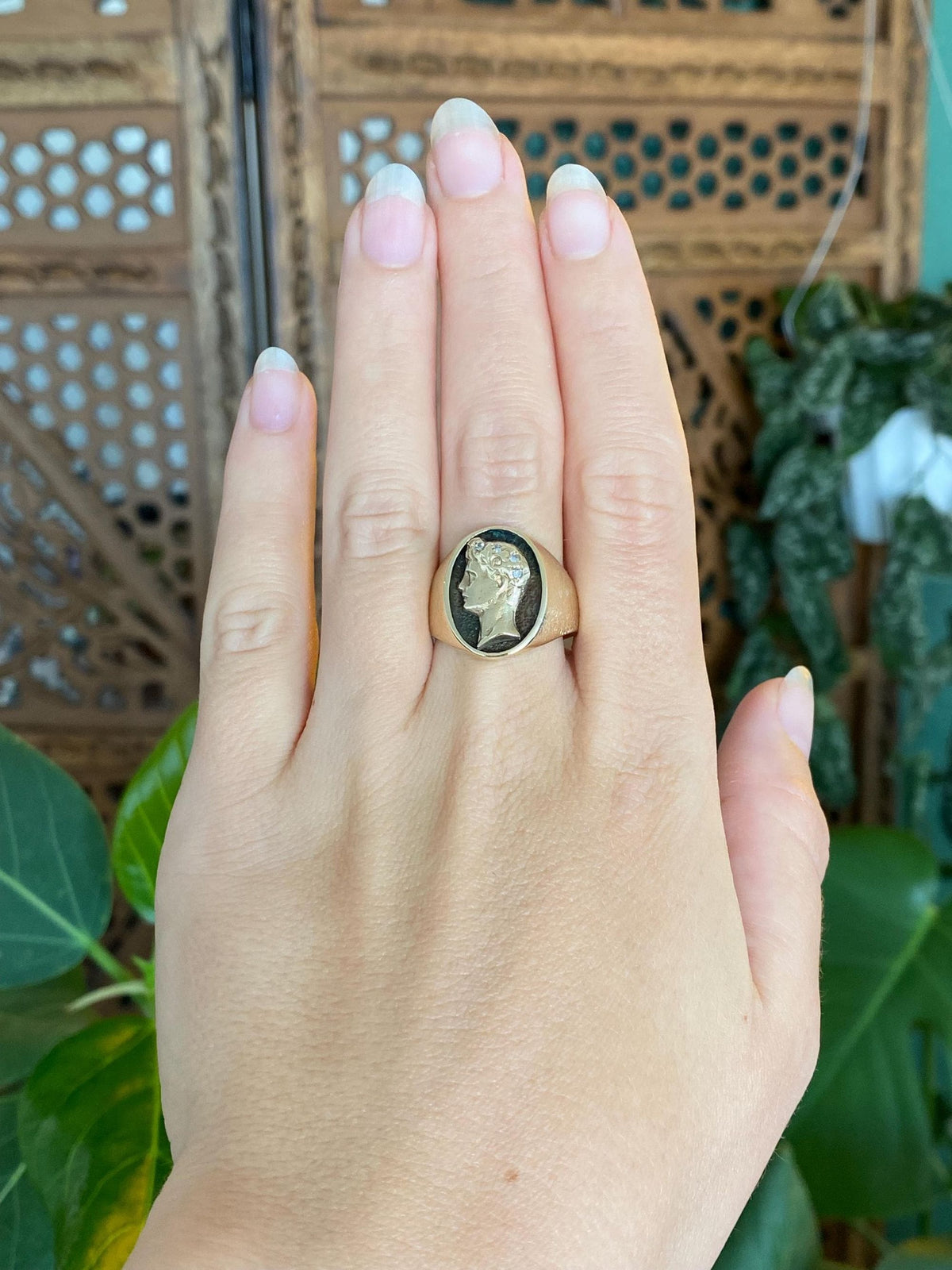 Vintage Solid 10k Yellow Gold Diamonds Roman Head Signet Ring - Size 9.5