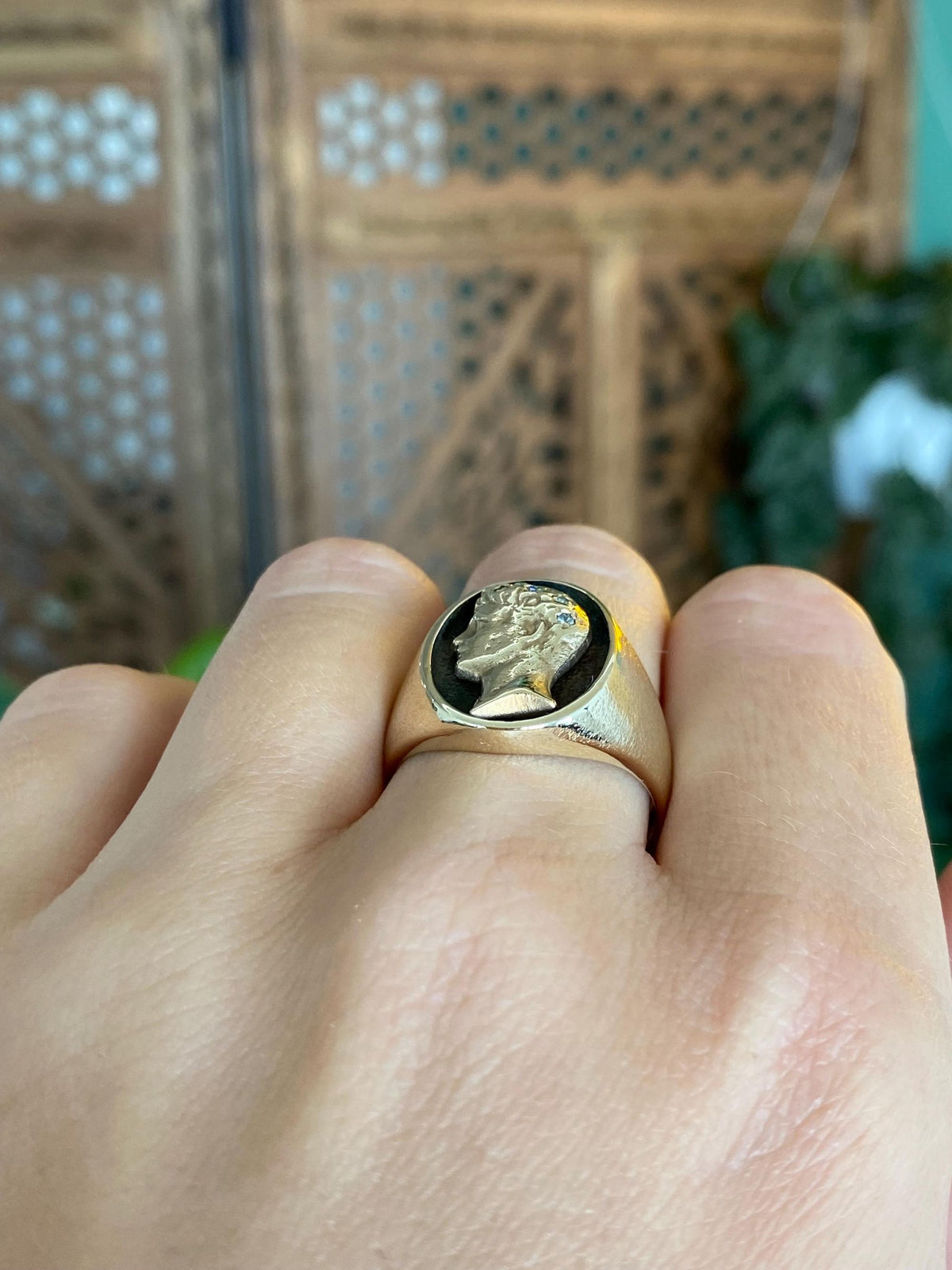 Vintage Solid 10k Yellow Gold Diamonds Roman Head Signet Ring - Size 9.5