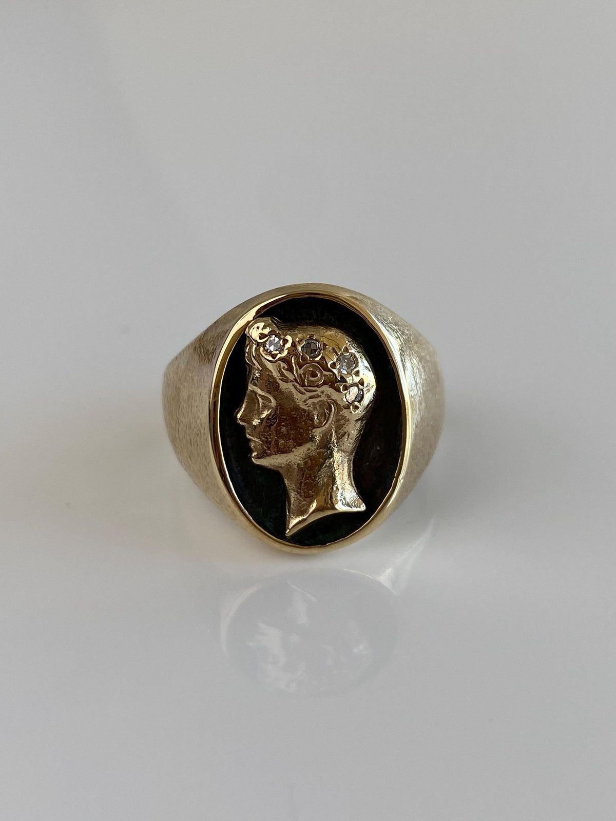 Vintage Solid 10k Yellow Gold Diamonds Roman Head Signet Ring - Size 9.5