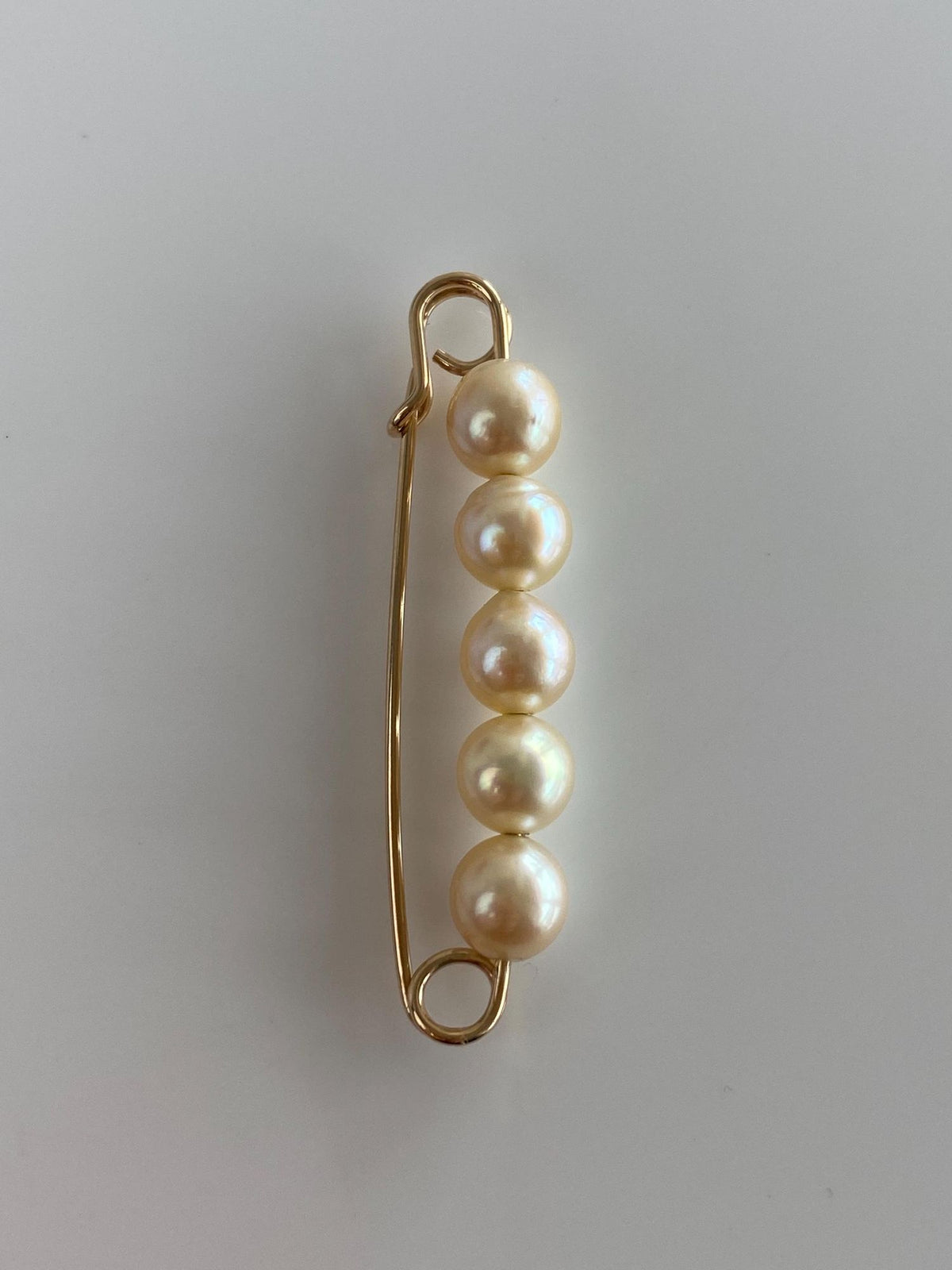 Vintage Solid 14k Yellow Gold Pearls Safety Pin