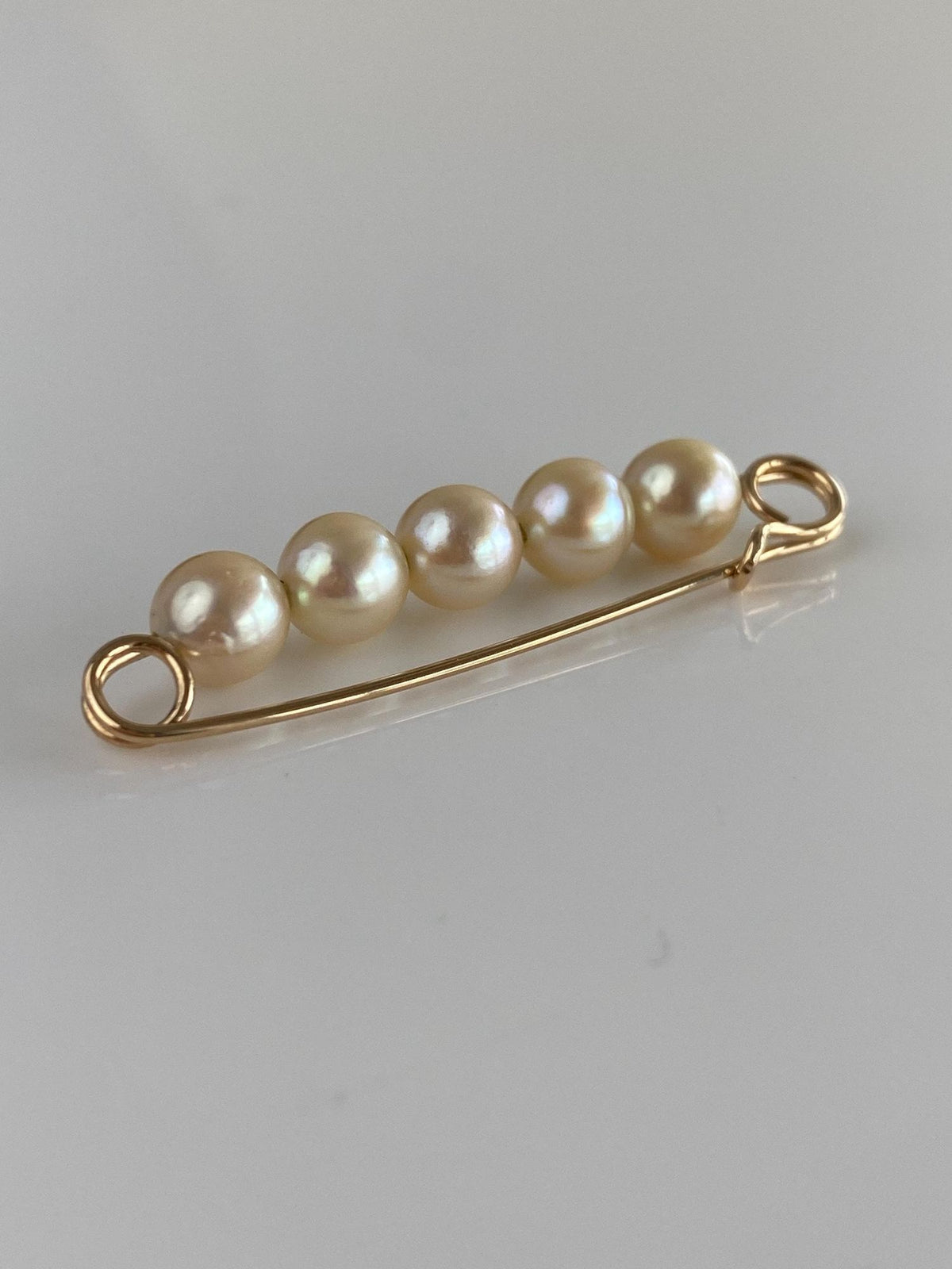 Vintage Solid 14k Yellow Gold Pearls Safety Pin