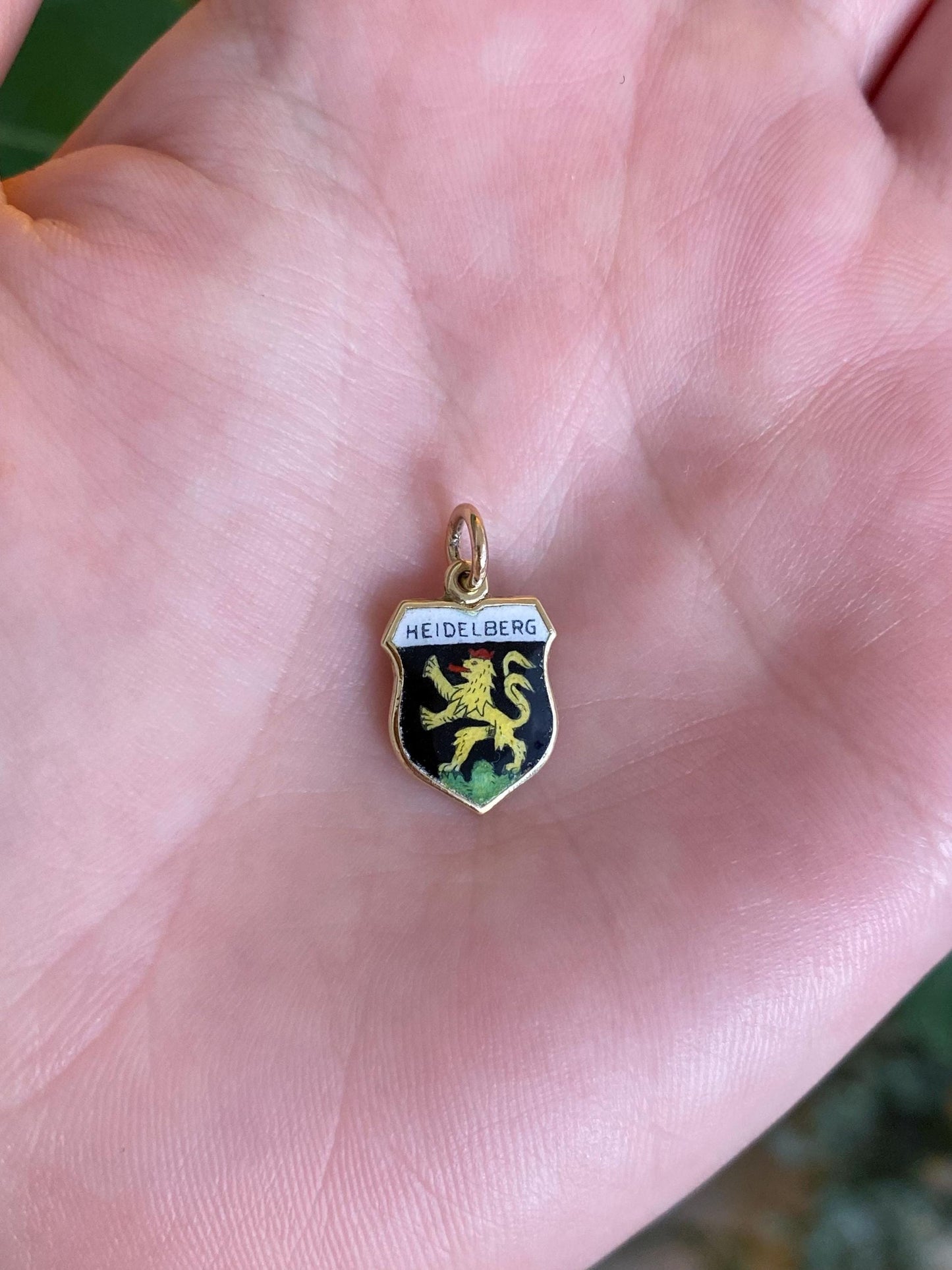 Vintage Solid 14k Yellow Gold Heidelberg Germany Enamel Crest Charm