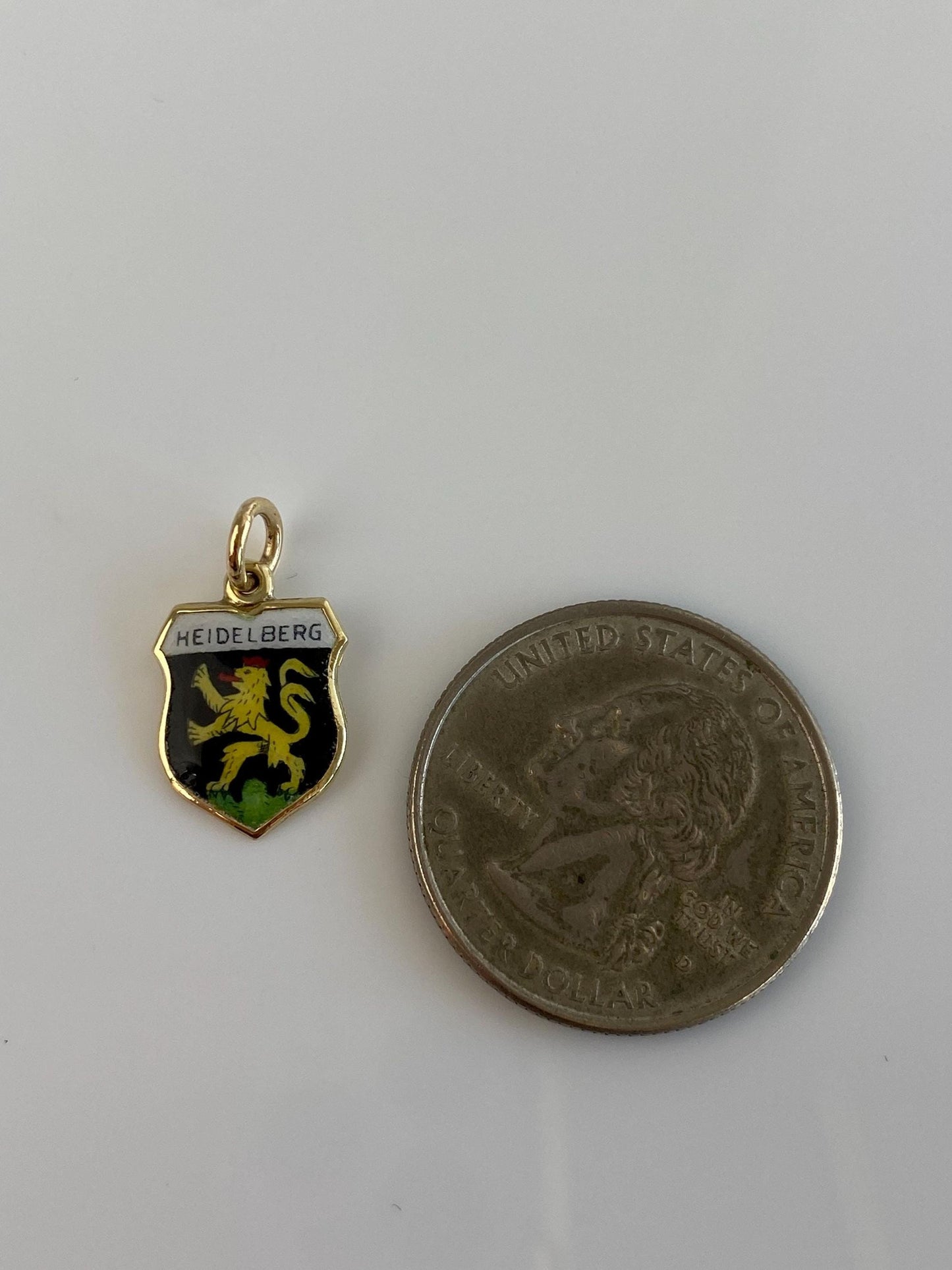 Vintage Solid 14k Yellow Gold Heidelberg Germany Enamel Crest Charm