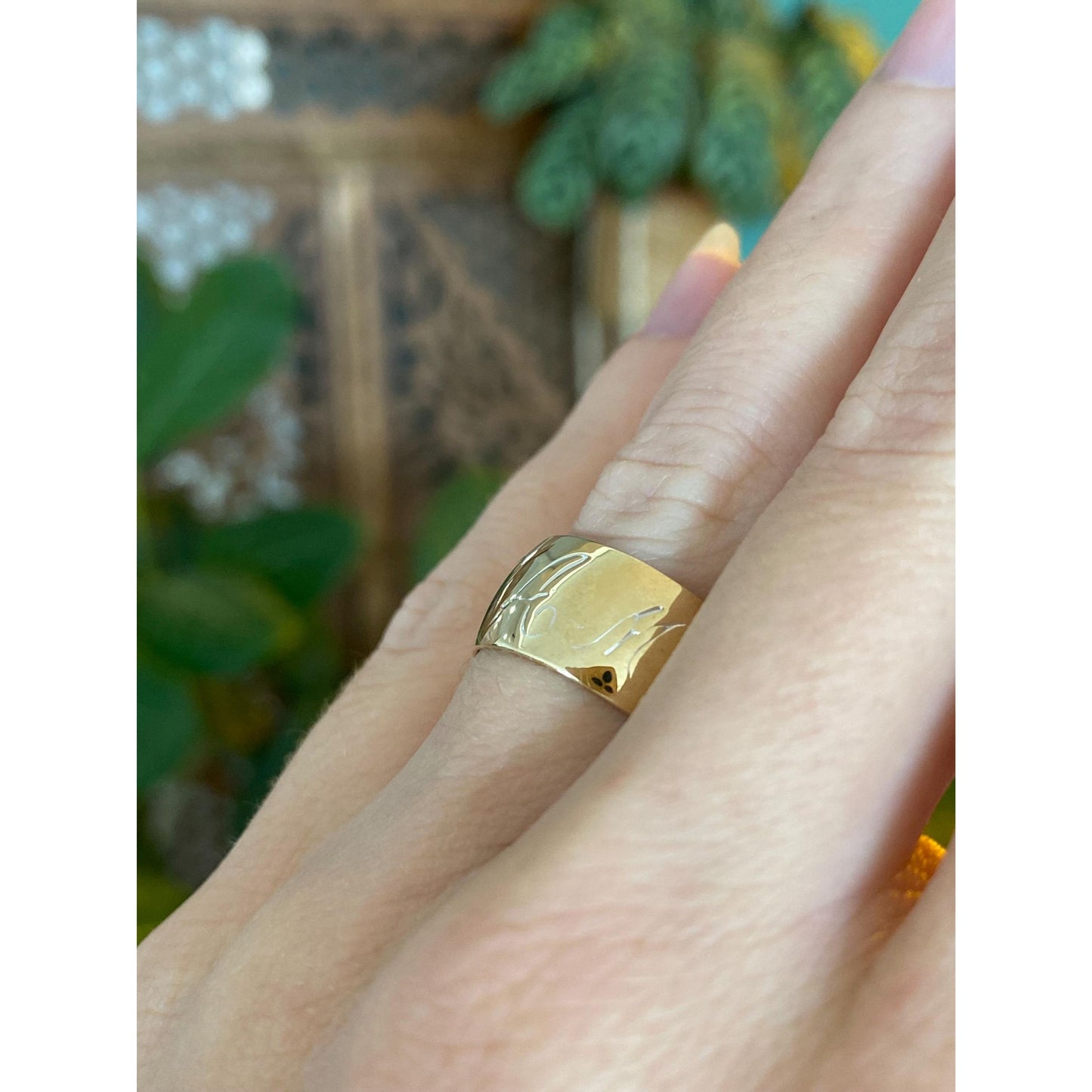 Vintage Solid 14k Yellow Gold Wide KAM Ring Band - Size 6