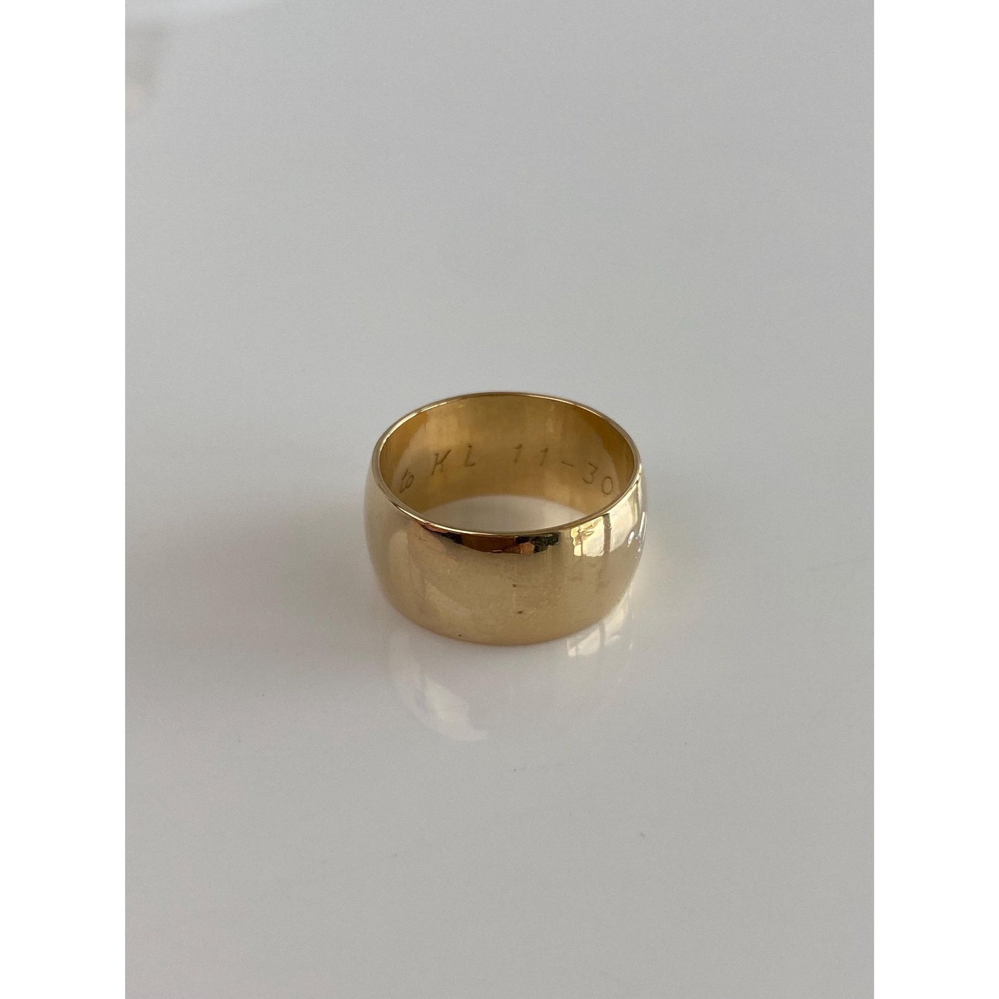 Vintage Solid 14k Yellow Gold Wide KAM Ring Band - Size 6
