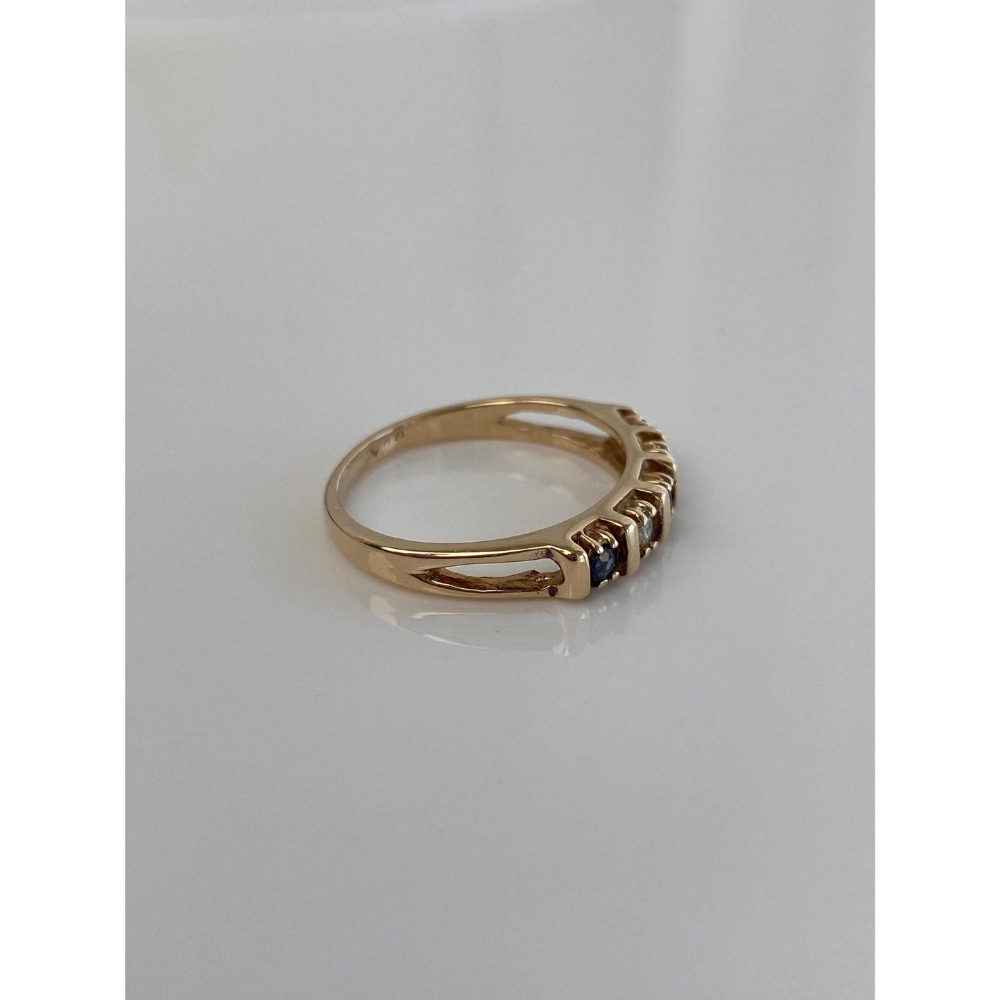 Vintage Solid 14k Yellow Gold Diamond Blue Sapphire Ring Band - Size 7.25