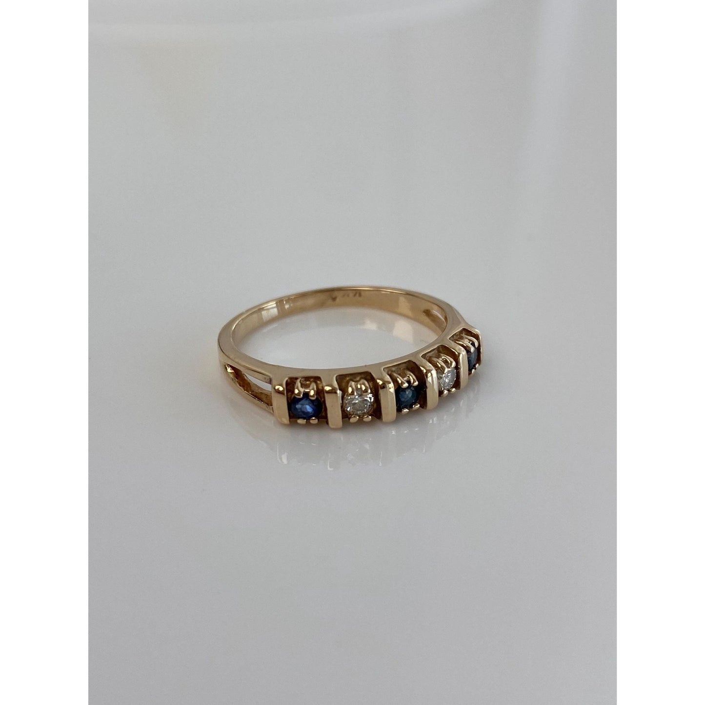 Vintage Solid 14k Yellow Gold Diamond Blue Sapphire Ring Band - Size 7.25