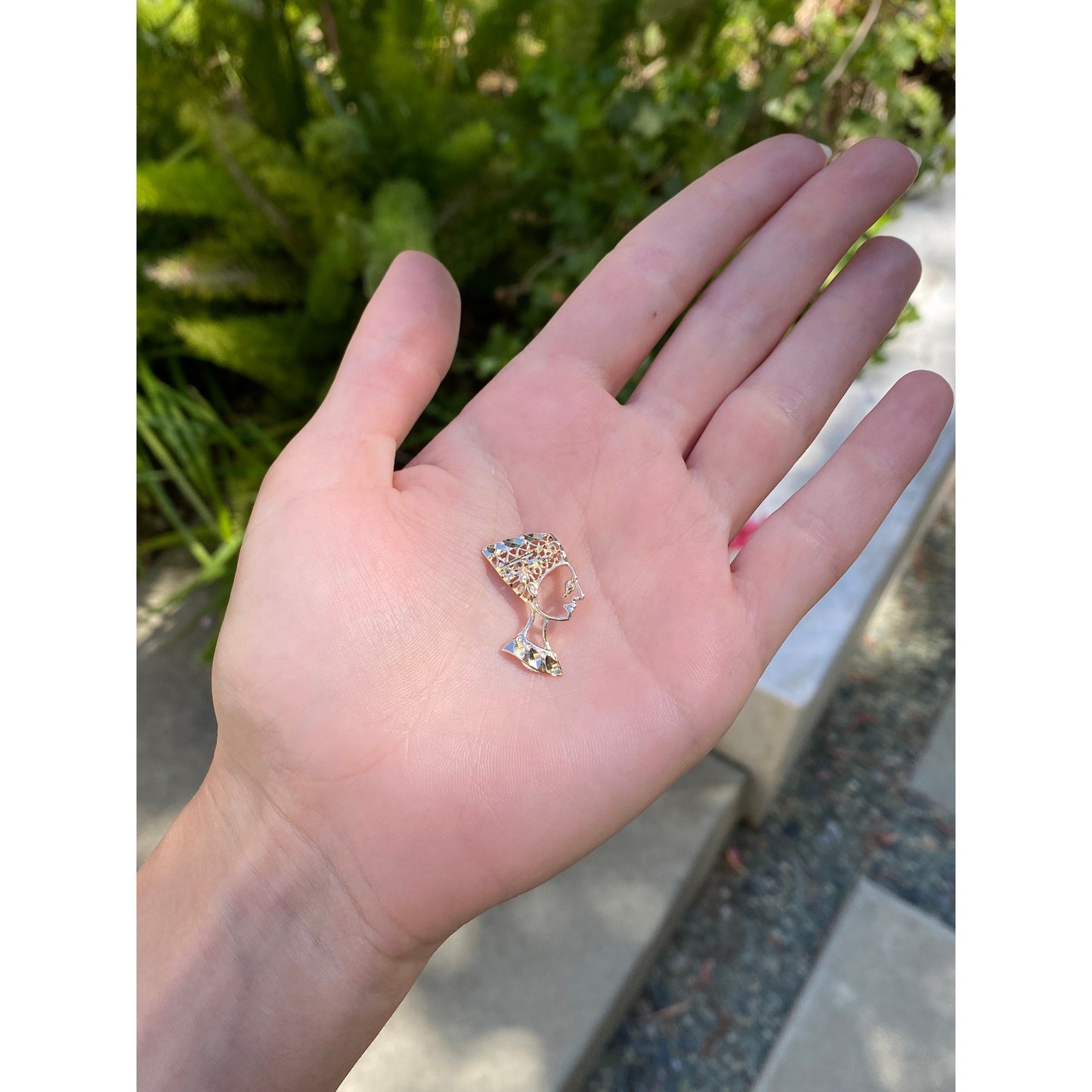 Vintage Solid 14k Yellow Gold Diamond Cut Egyptian Nefertiti Charm