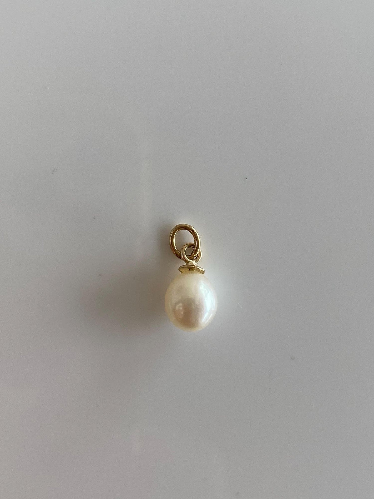 Vintage Solid 14k Yellow Gold Pearl Charm