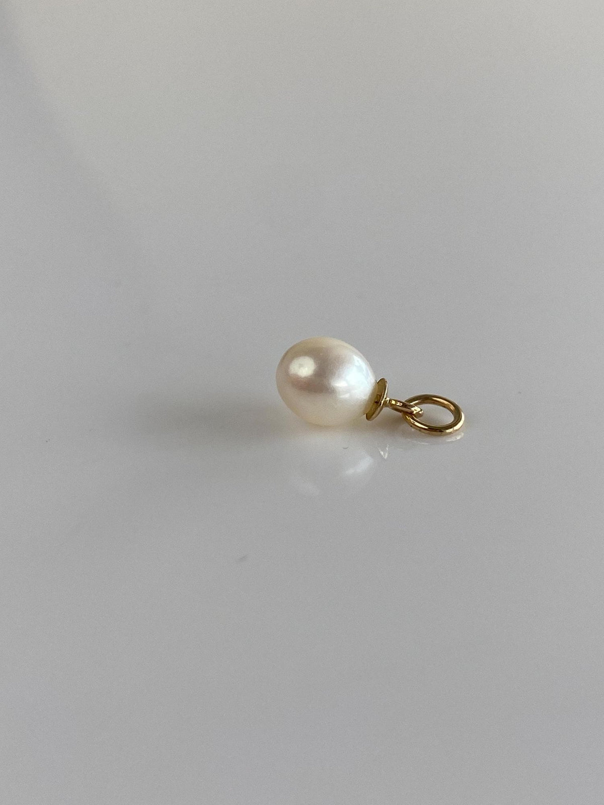 Vintage Solid 14k Yellow Gold Pearl Charm