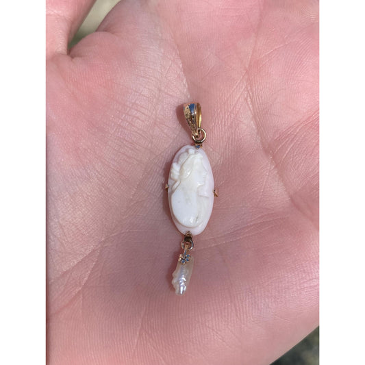 Vintage Solid 10k Yellow Gold Coral Pearl Cameo Charm