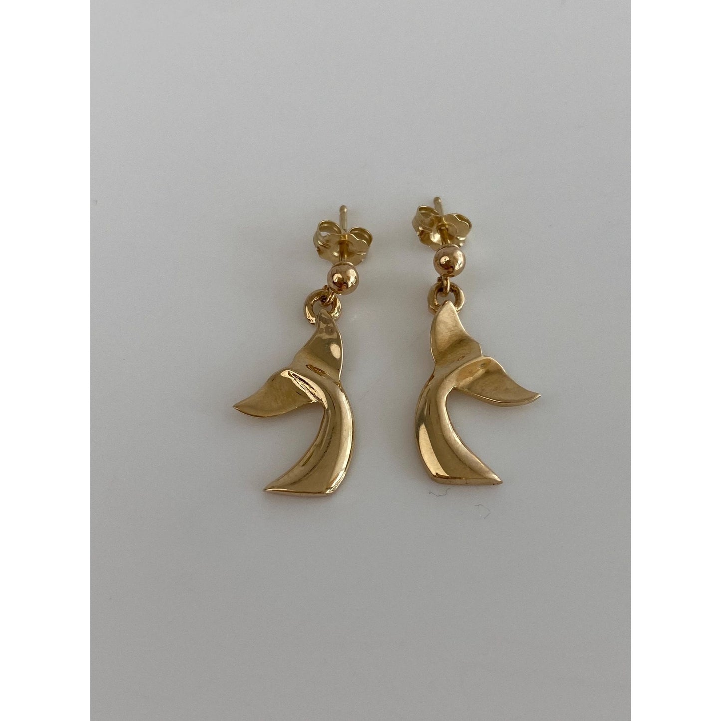 Vintage Solid 14k Yellow Gold Whale Tail Drop Earrings