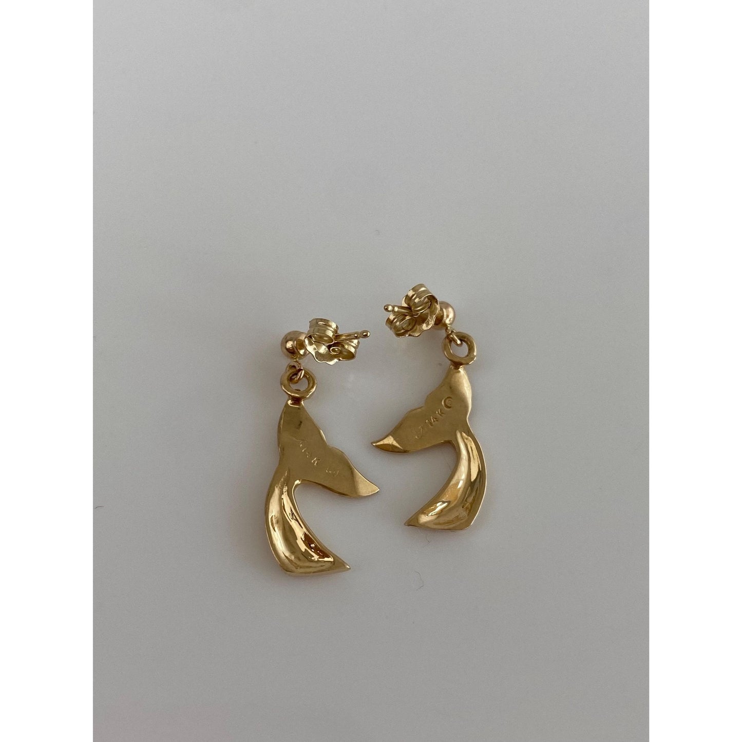 Vintage Solid 14k Yellow Gold Whale Tail Drop Earrings