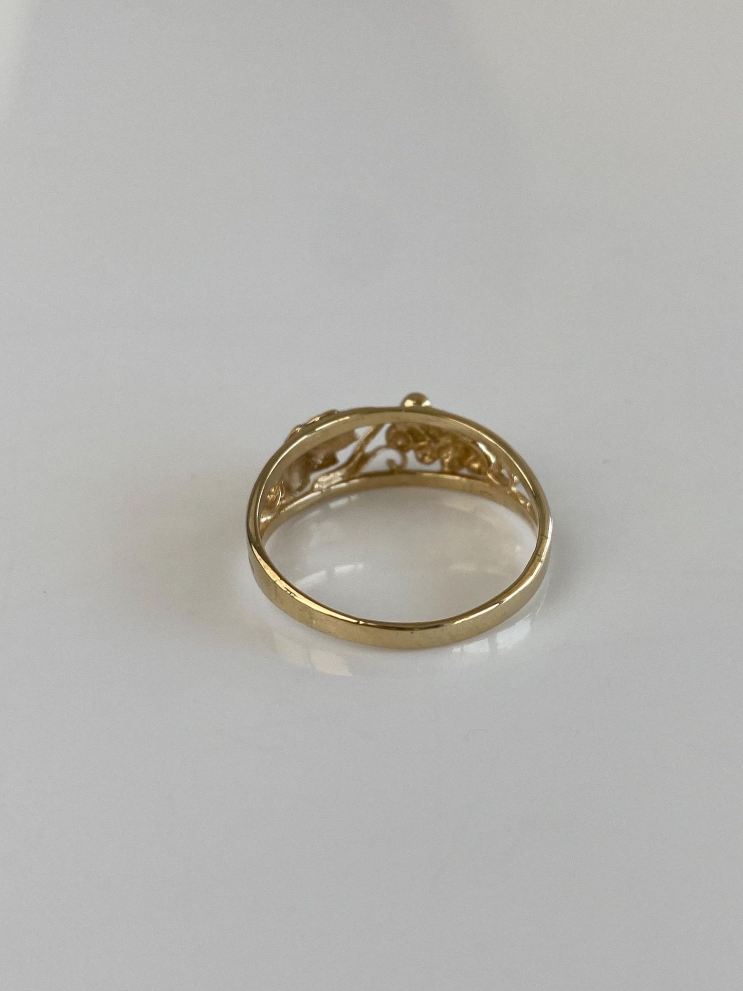 Solid 10k Yellow Gold Grapevine Ring - Size 6.75