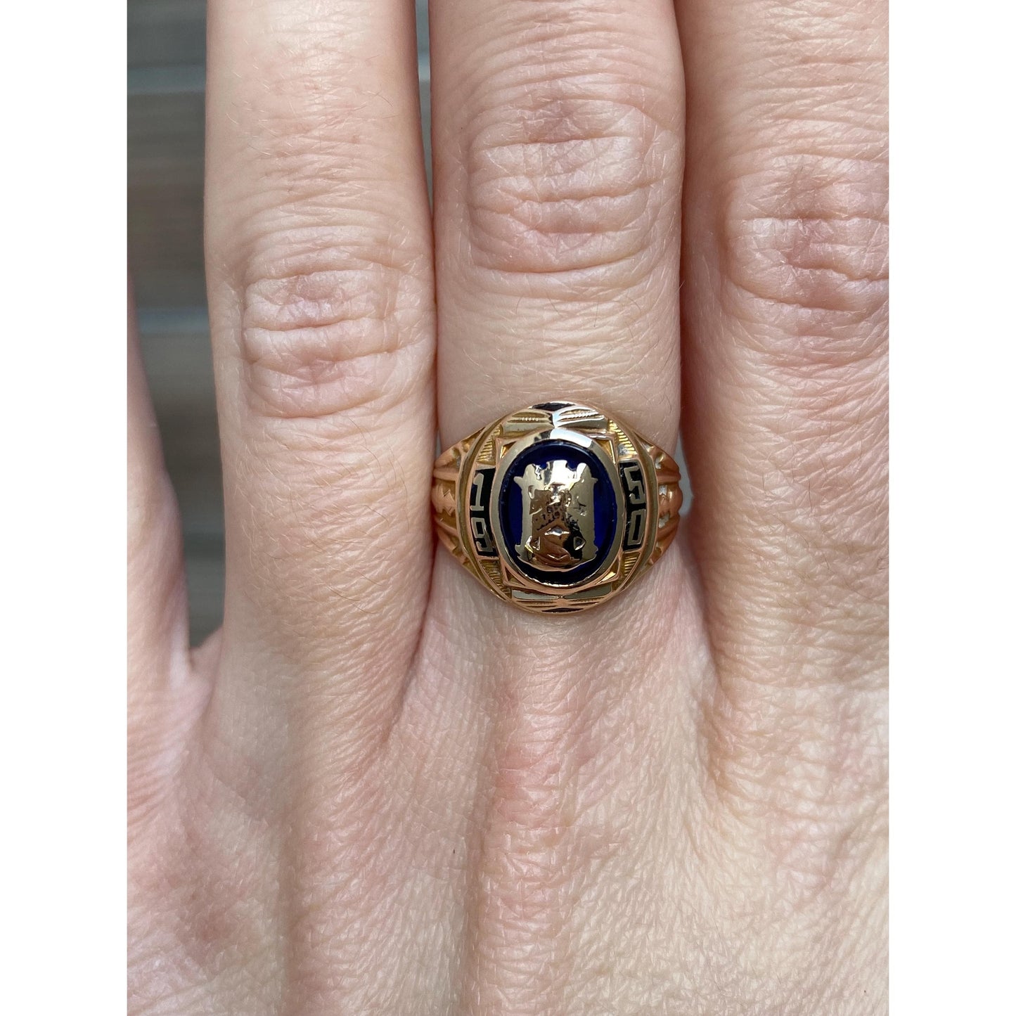 Vintage Solid 10k Yellow Gold 1950 Class Ring - Size 6.25