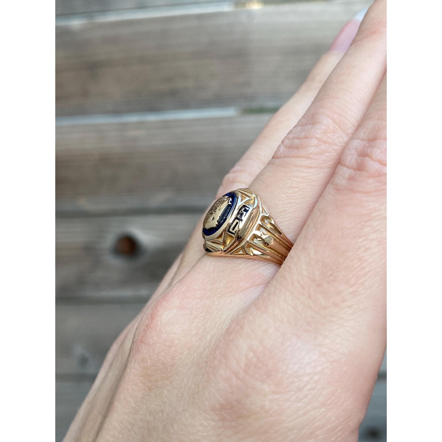 Vintage Solid 10k Yellow Gold 1950 Class Ring - Size 6.25