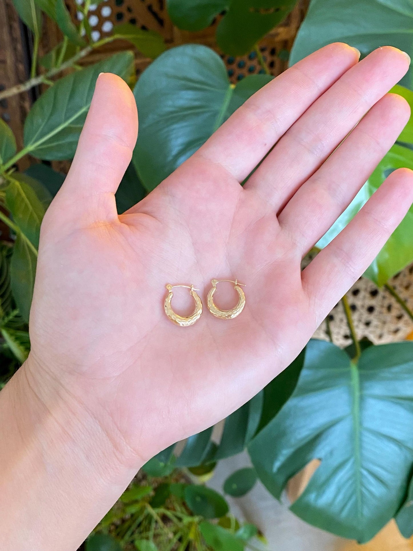 Vintage 14k Yellow Gold Textured Hoop Earrings