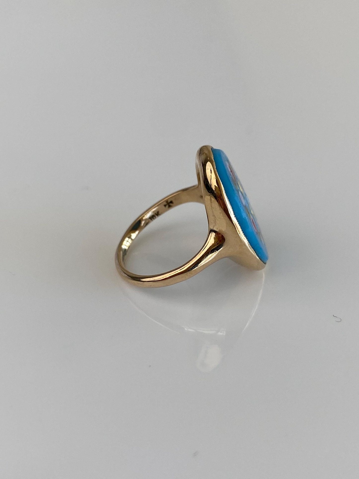 Vintage Solid 10k Yellow Gold Resin Design Signet Ring - Size 3.5