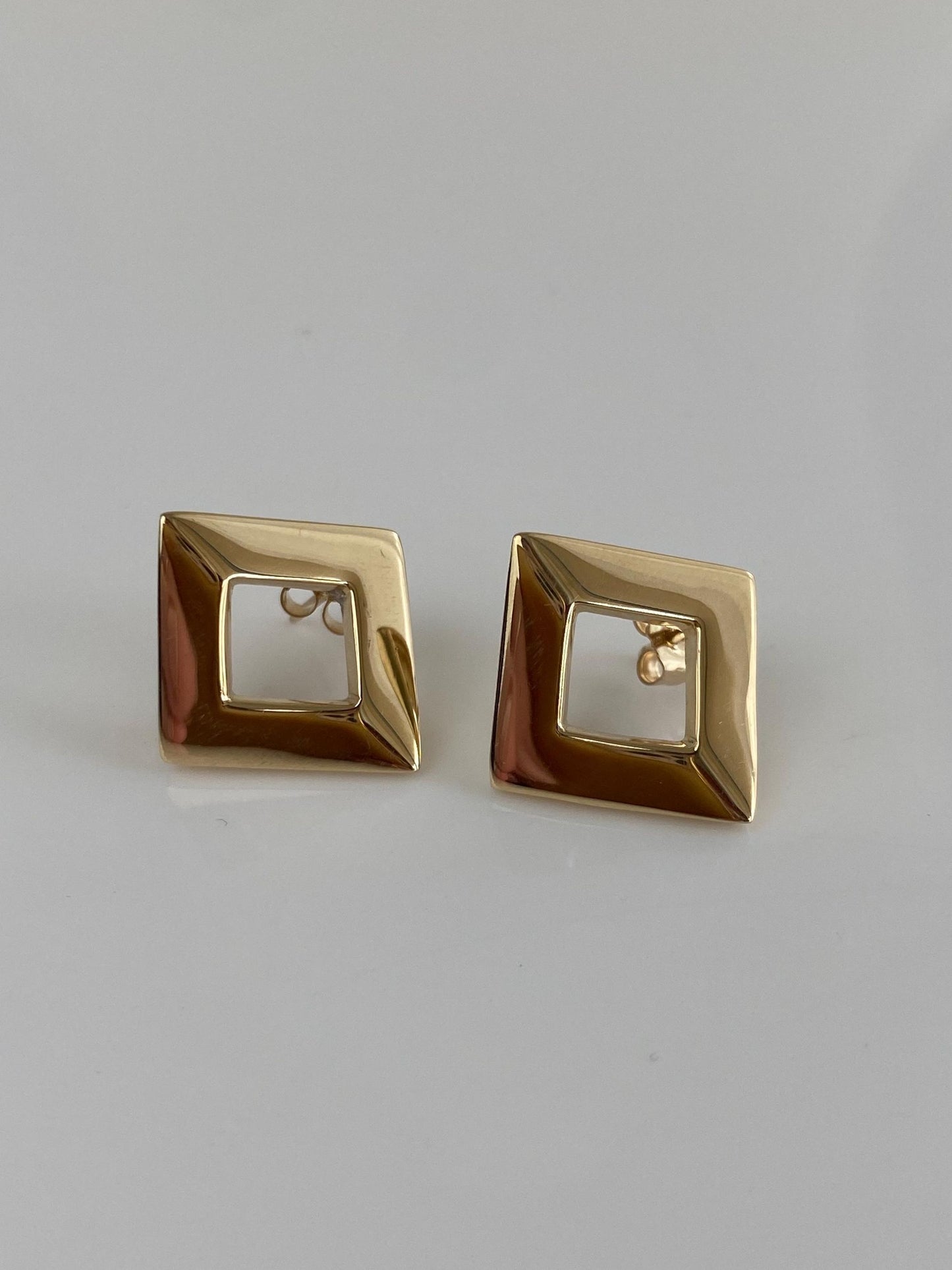 Vintage Solid 14k Yellow Gold Square Stud Earrings